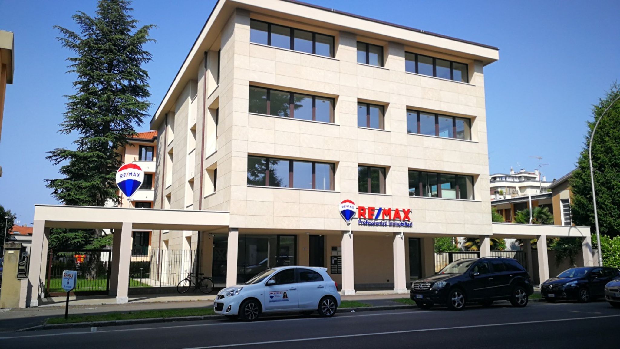 Foto REMAX Professionisti Immobiliari Associati - Busto Arsizio Viale Diaz