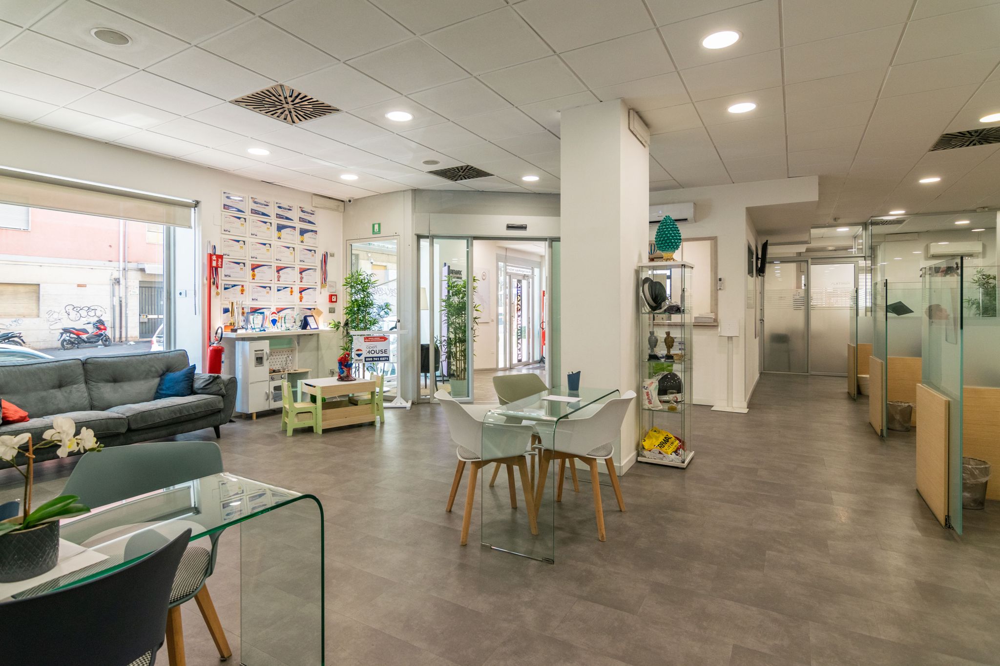 Foto REMAX Platinum - Catania Via Cesare Beccaria