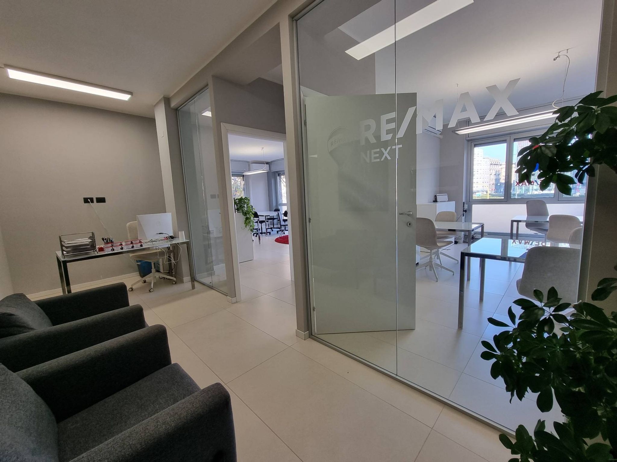 REMAX Next - Milano Viale Abruzzi photo