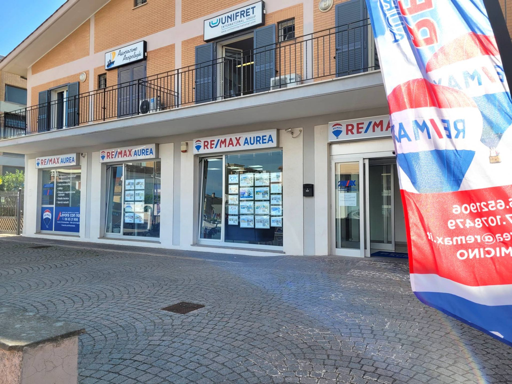 Foto REMAX Aurea - Fiumicino Via Giorgio Giorgis