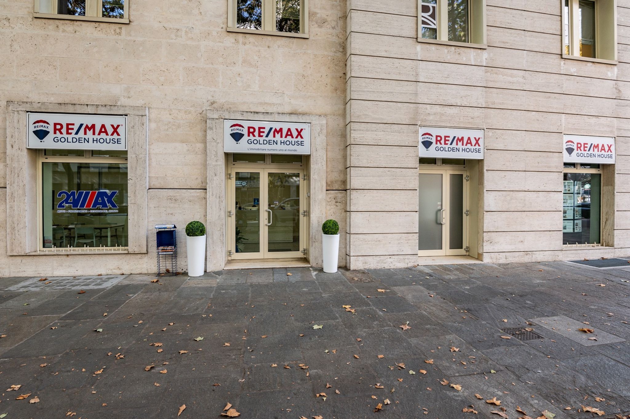 Foto REMAX Golden House - Parma Via Verdi