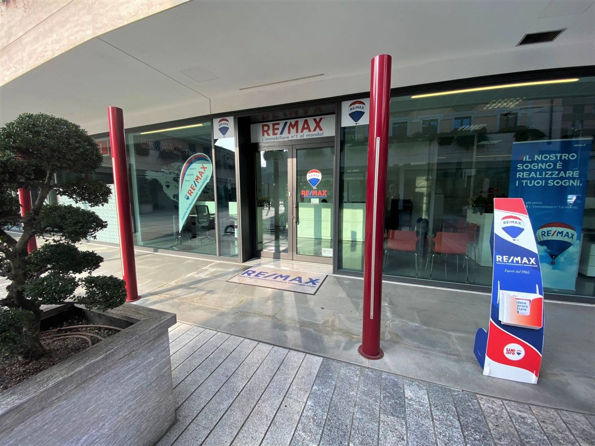 Foto REMAX Centro Professionisti Immobiliari - Gallarate Piazza San Lorenzo