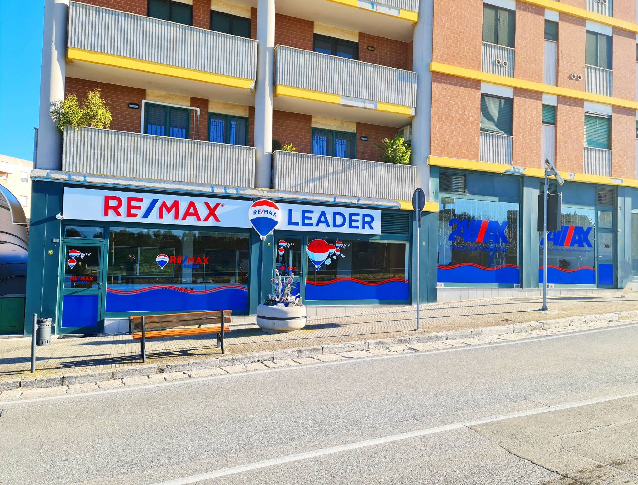 Foto REMAX Leader - Brindisi Via Provinciale per Lecce