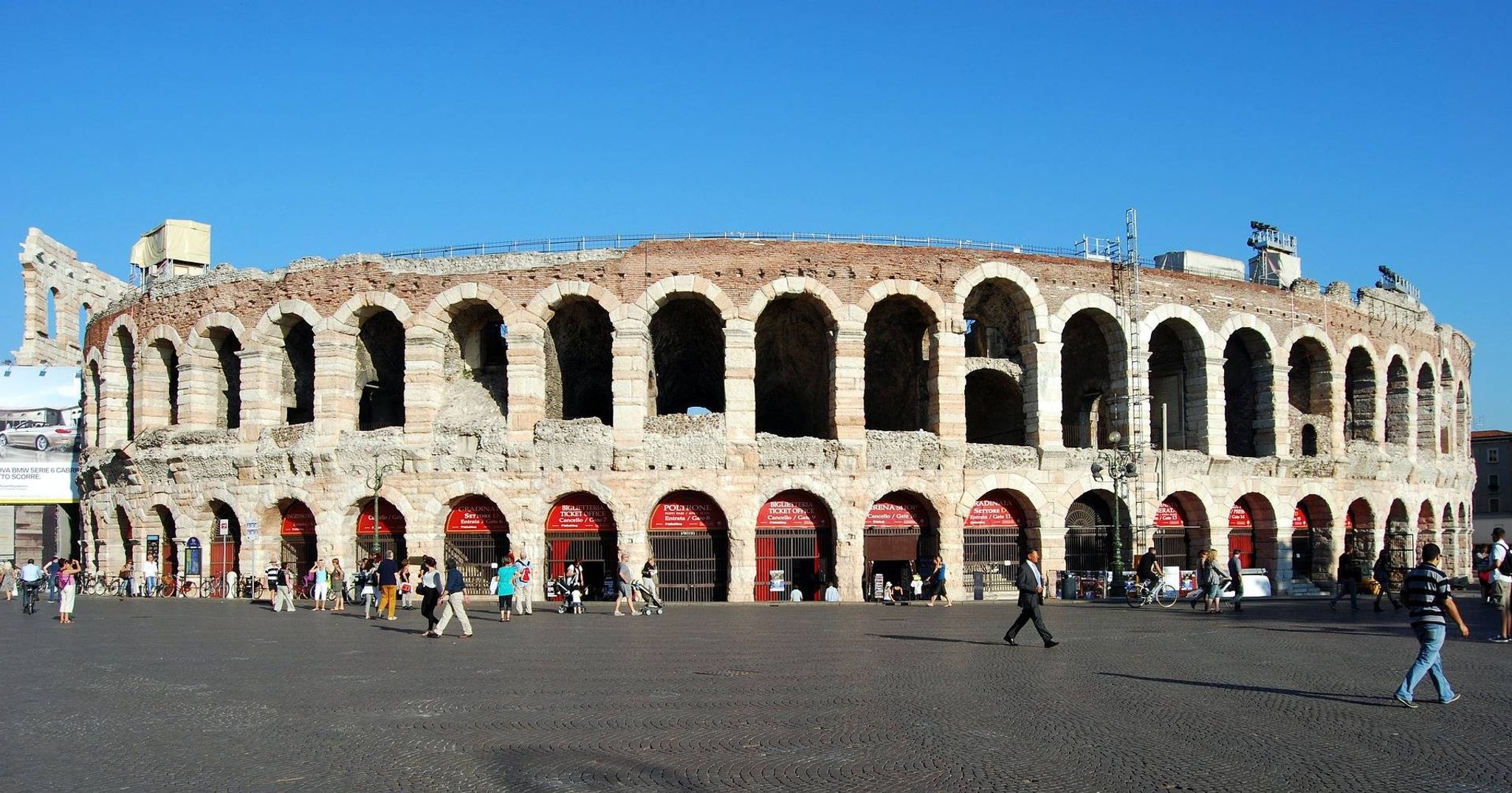 Foto REMAX Invictus - Verona Via Pasteur