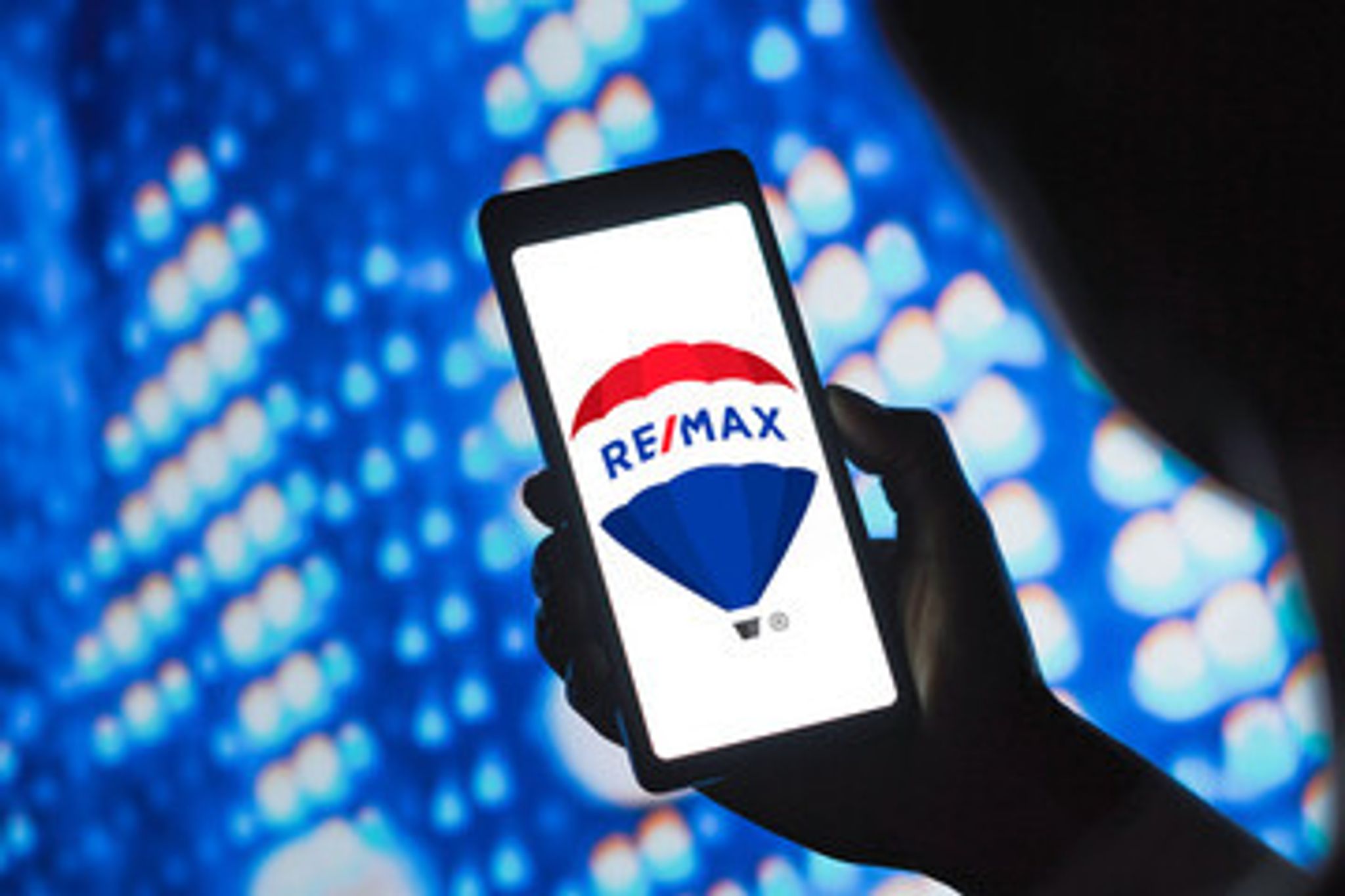 Foto REMAX System - Civitavecchia Via Leonardo