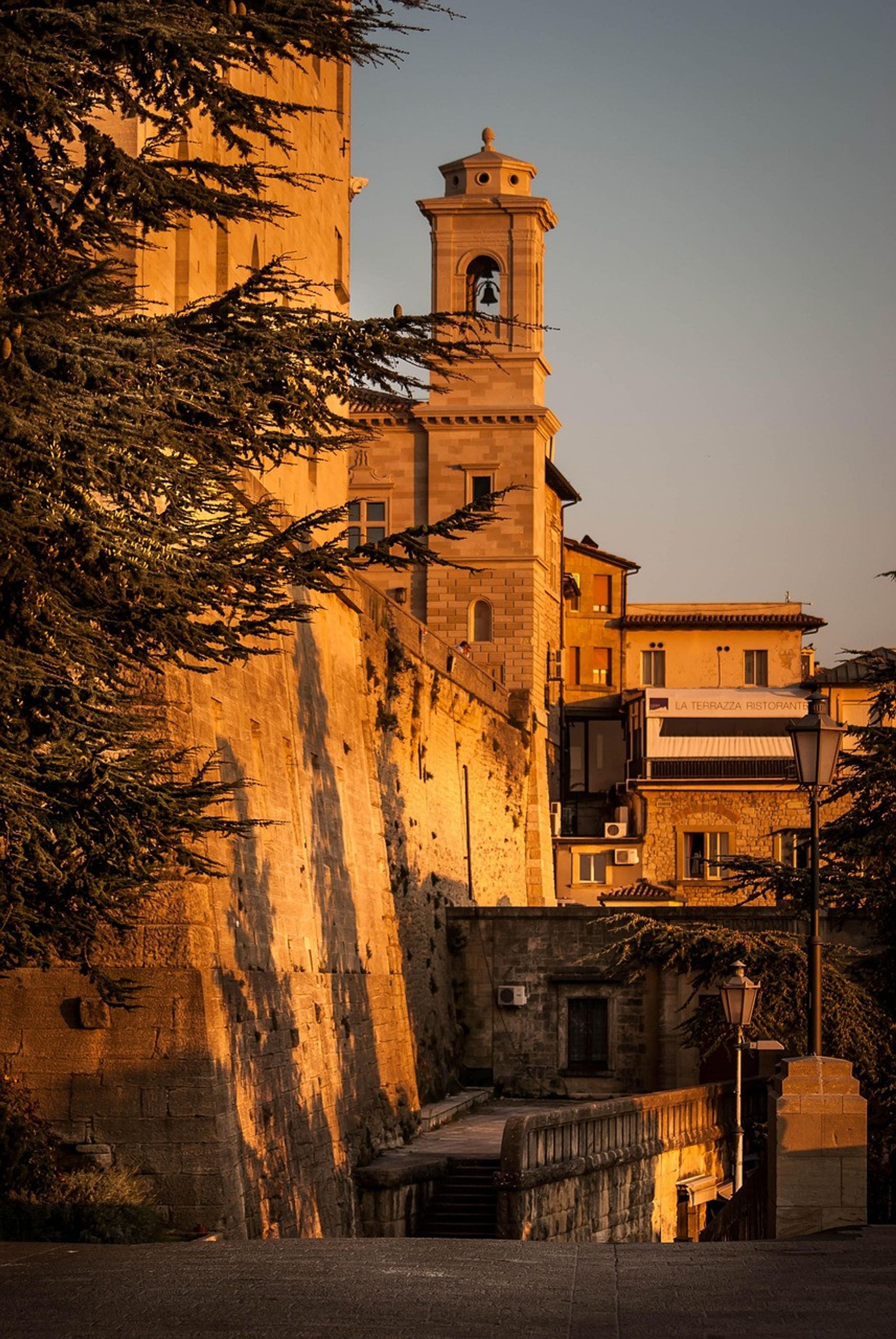 Foto REMAX Casa Impresa - San Marino Via 5 Febbraio