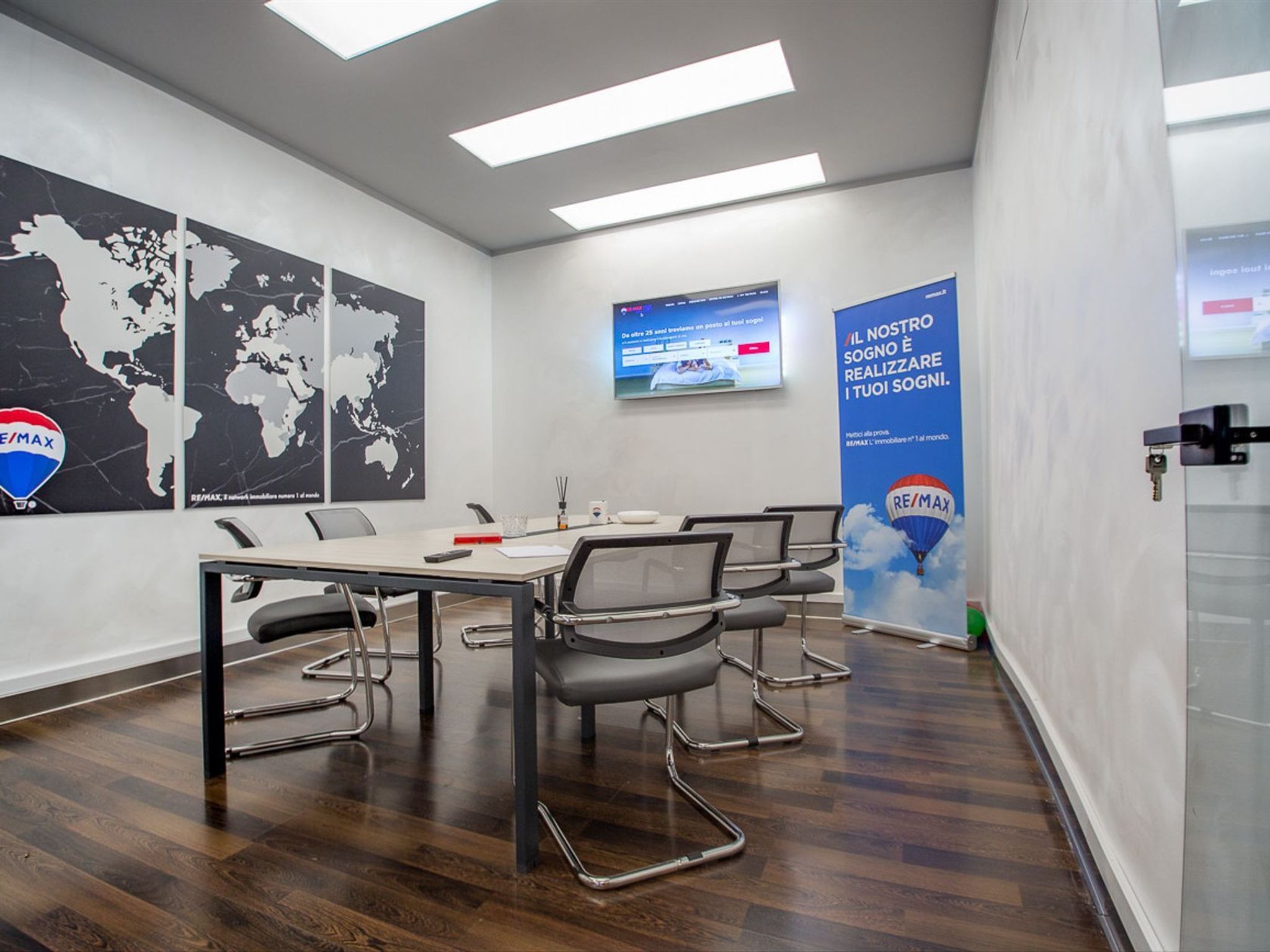 Foto REMAX Venere - Chieti Corso Marrucino