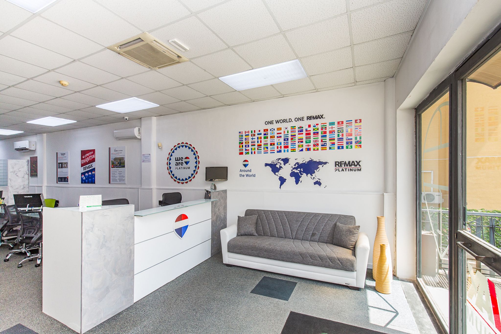 Foto REMAX Platinum - Misterbianco Via Francesco Monaco