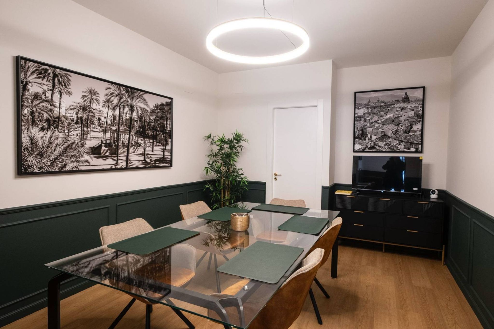 Foto The REMAX Collection Luxury House - Palermo Via Quintino Sella