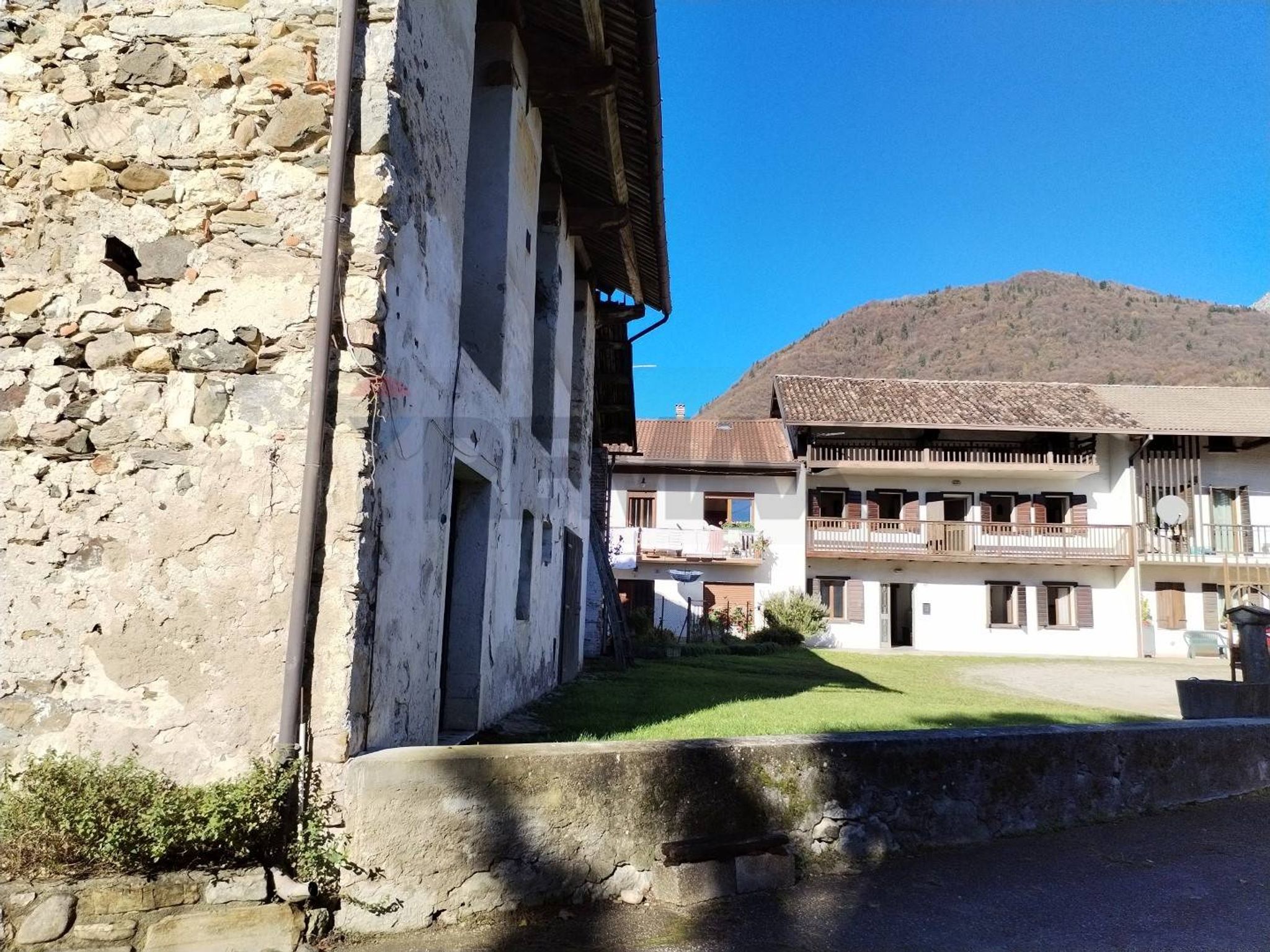 Edificio all'aperto
