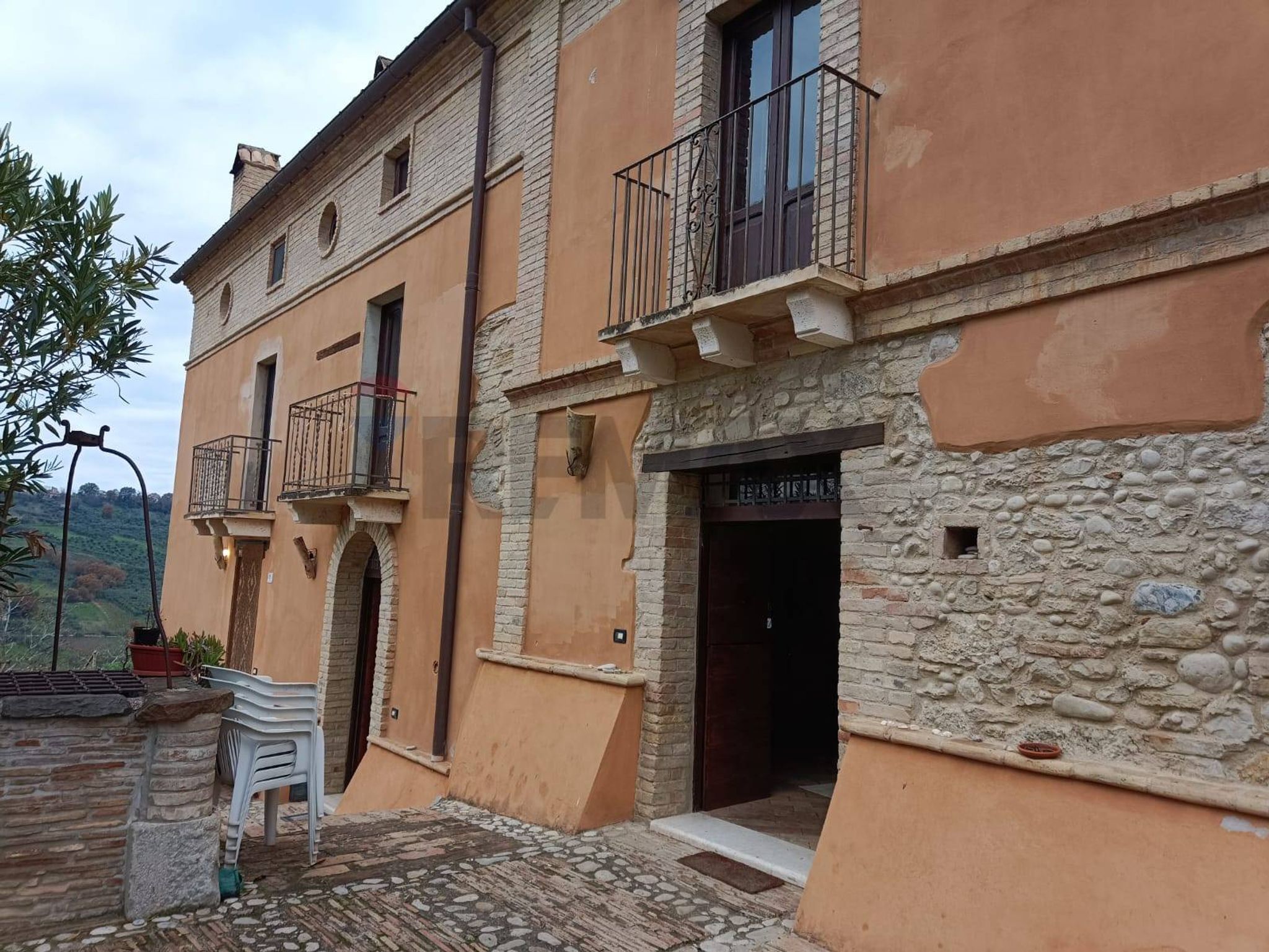 Edificio all'aperto