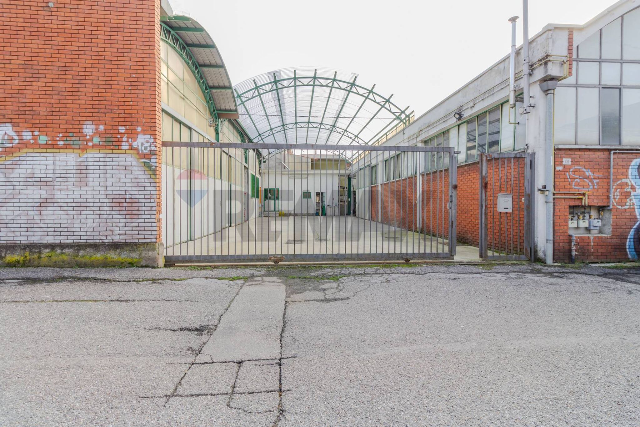 Edificio all'aperto