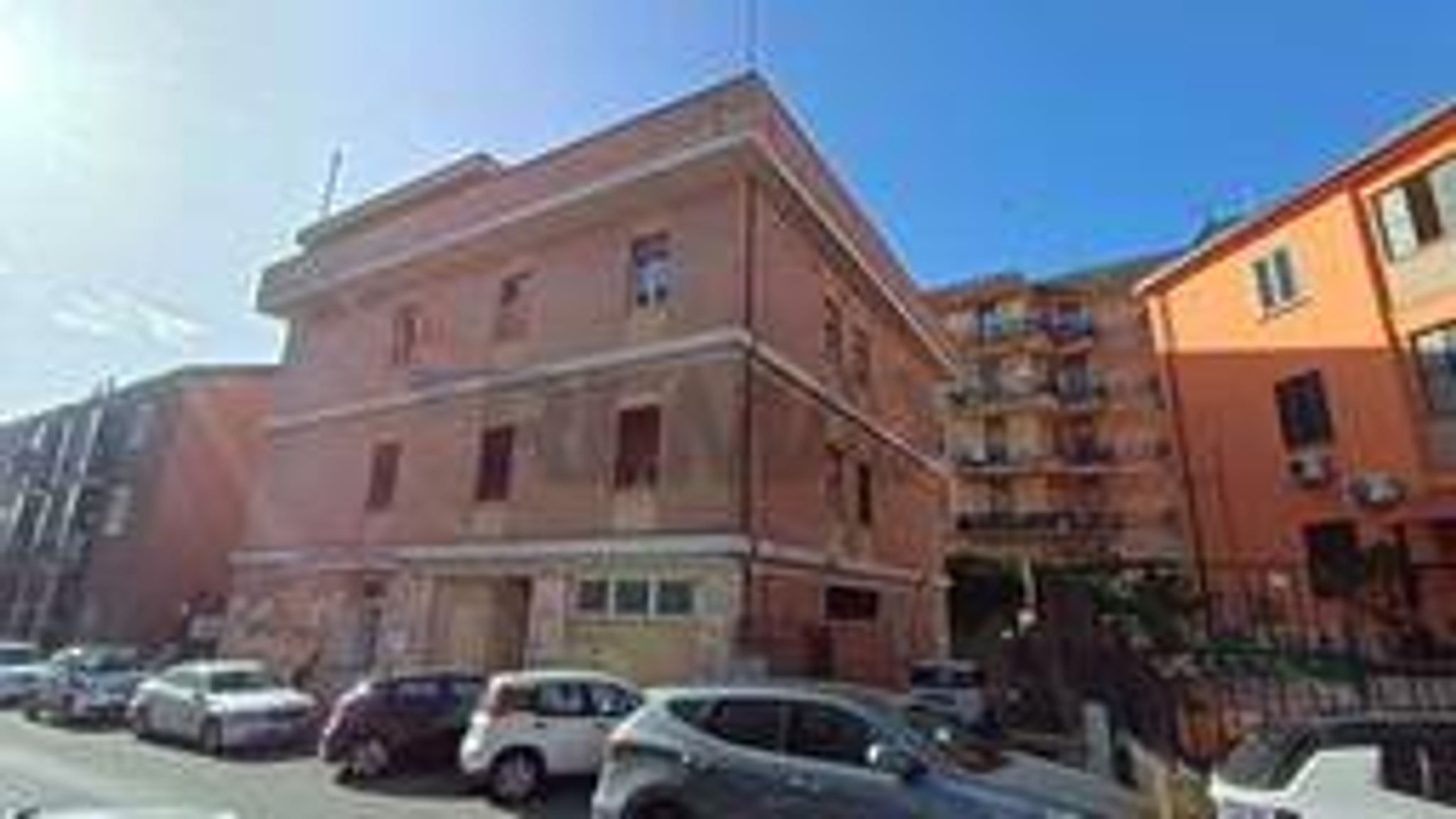Edificio all'aperto