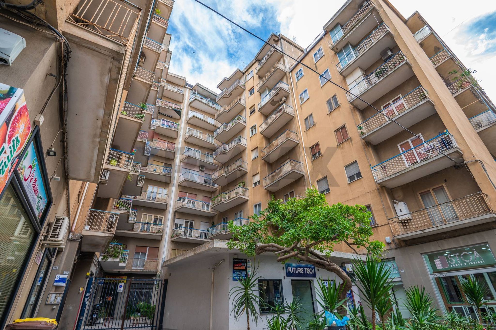Edificio all'aperto