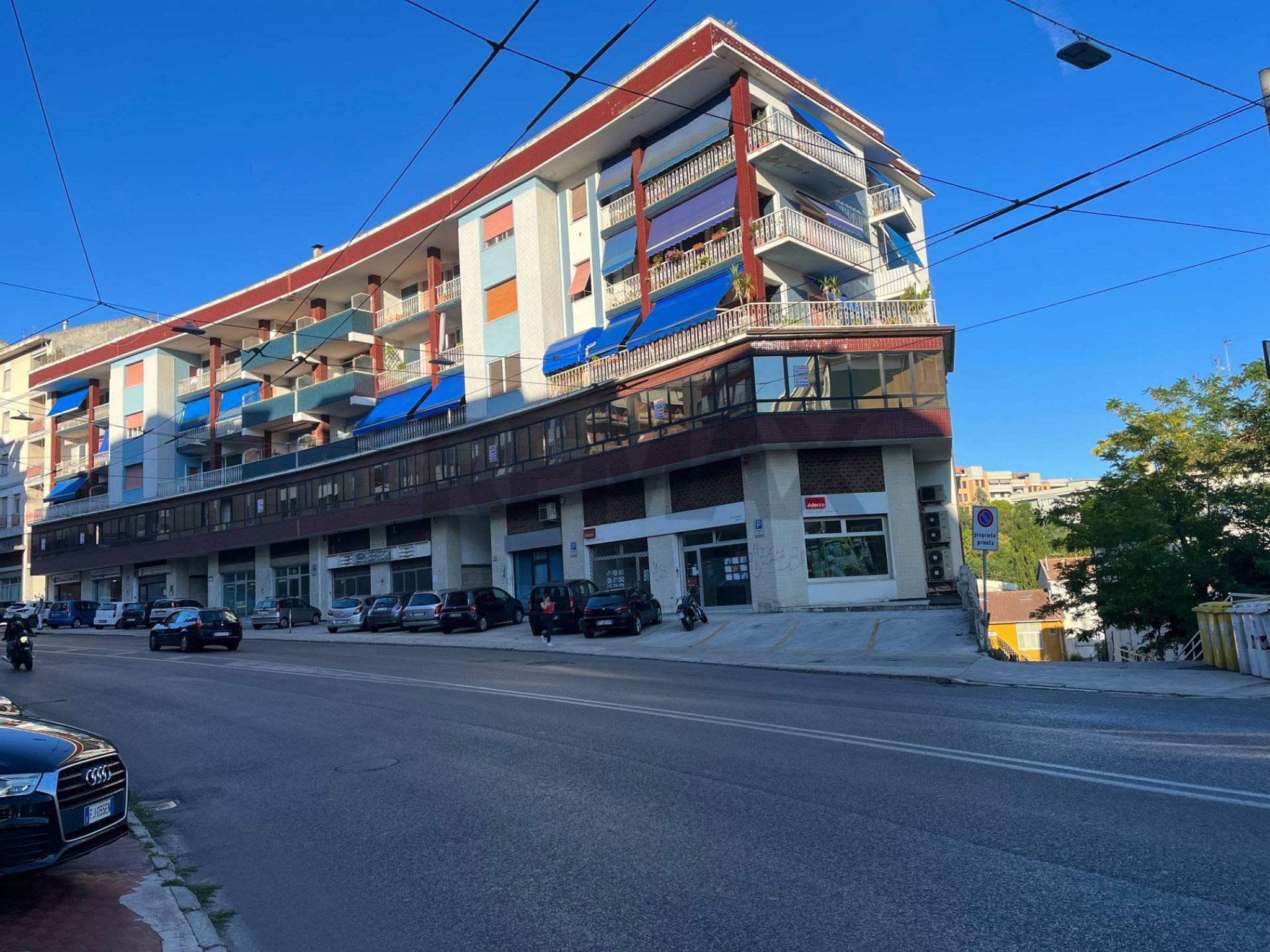 Edificio all'aperto