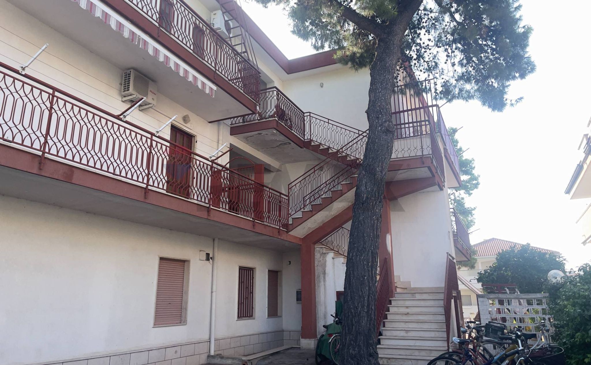 Edificio all'aperto
