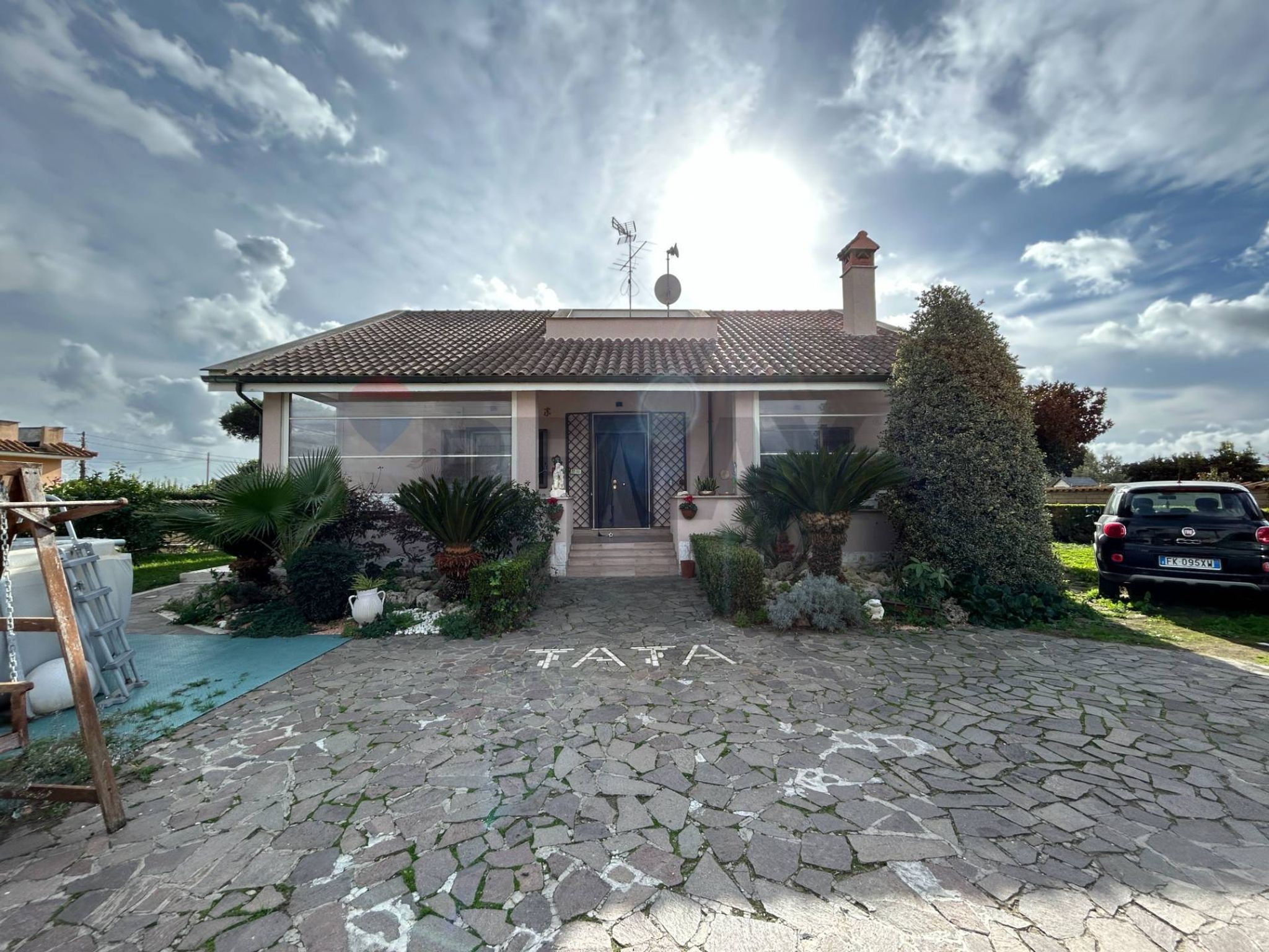 Property in Aprilia