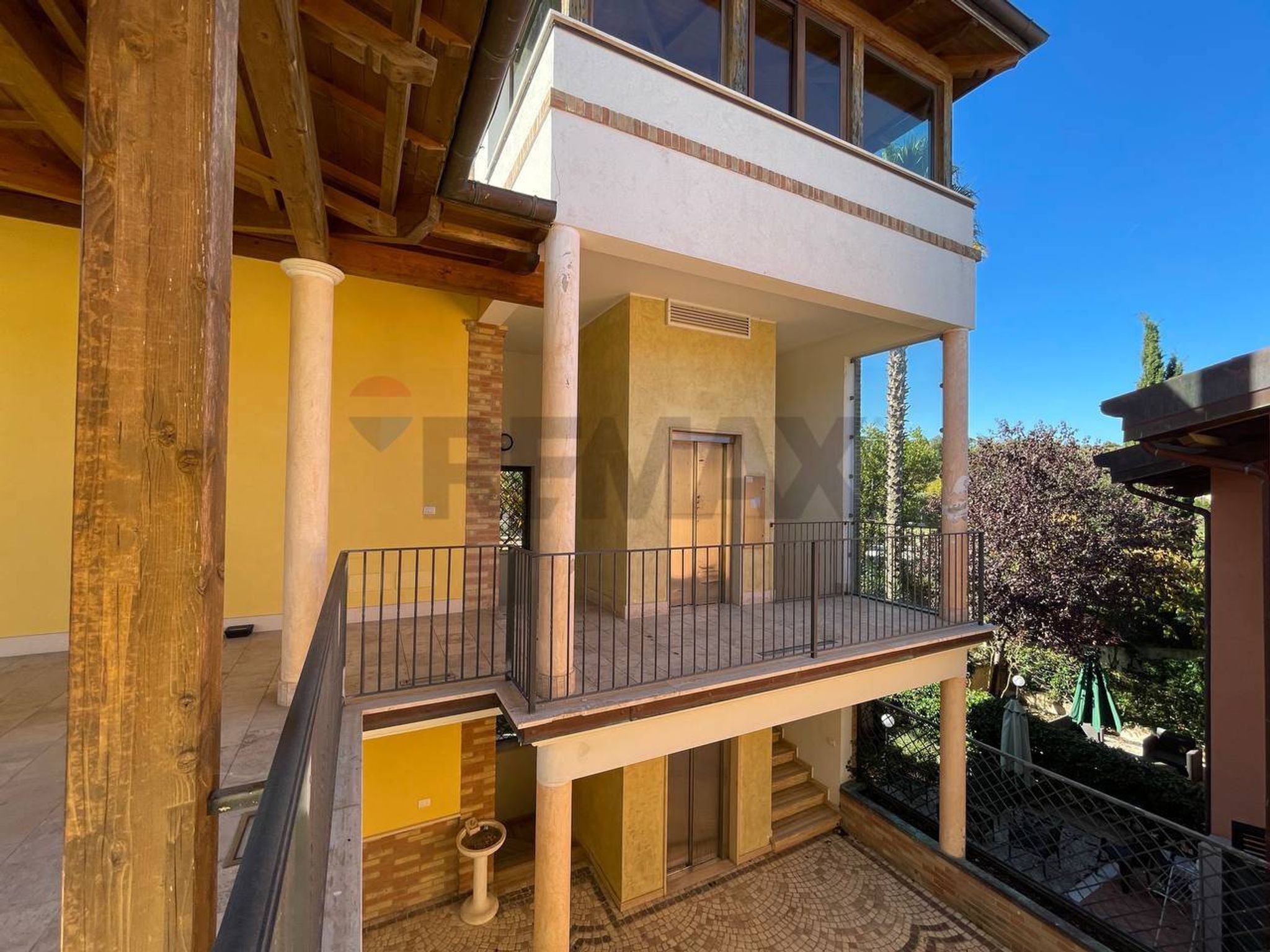 Casa all'aperto