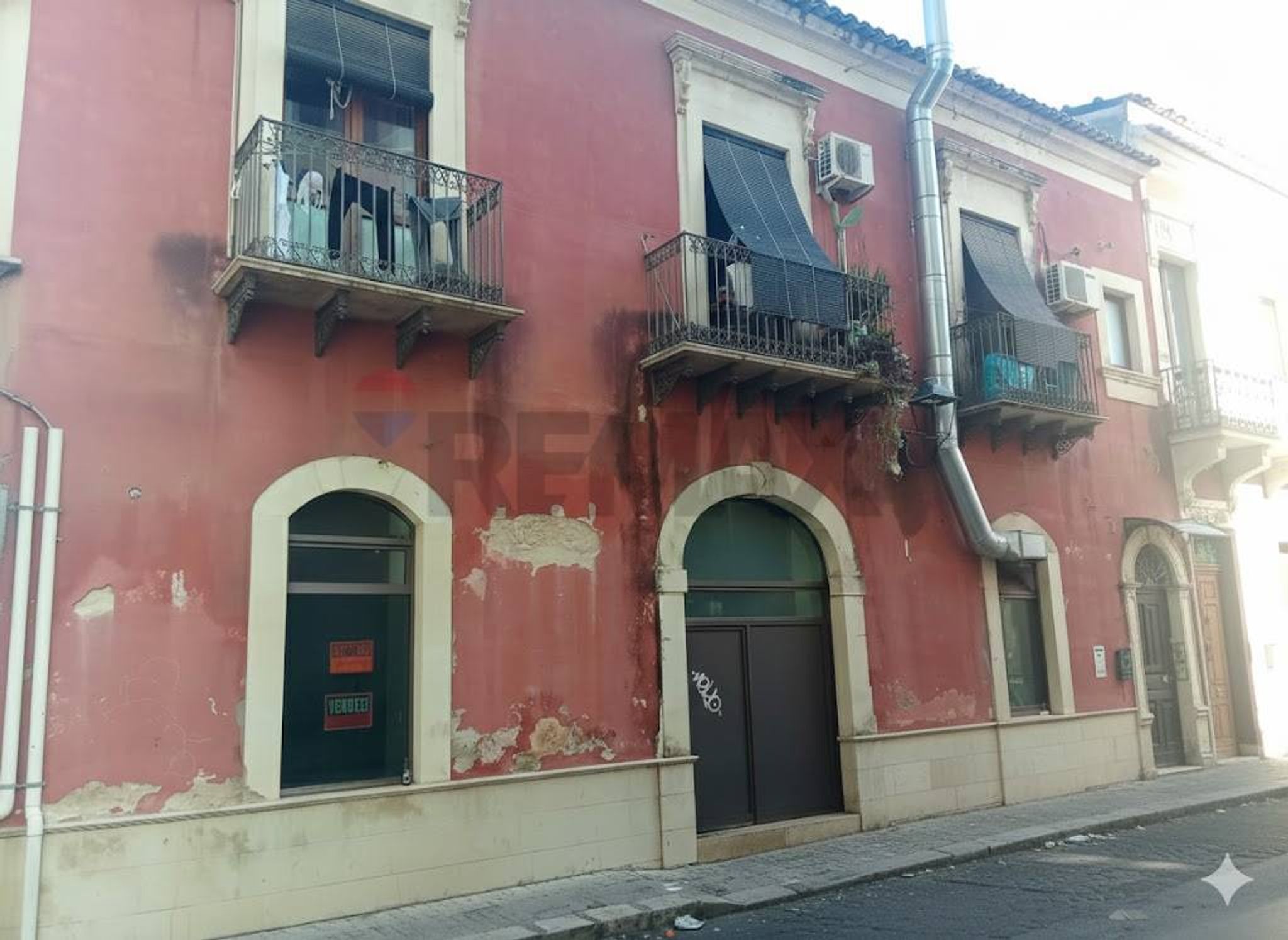 Edificio all'aperto