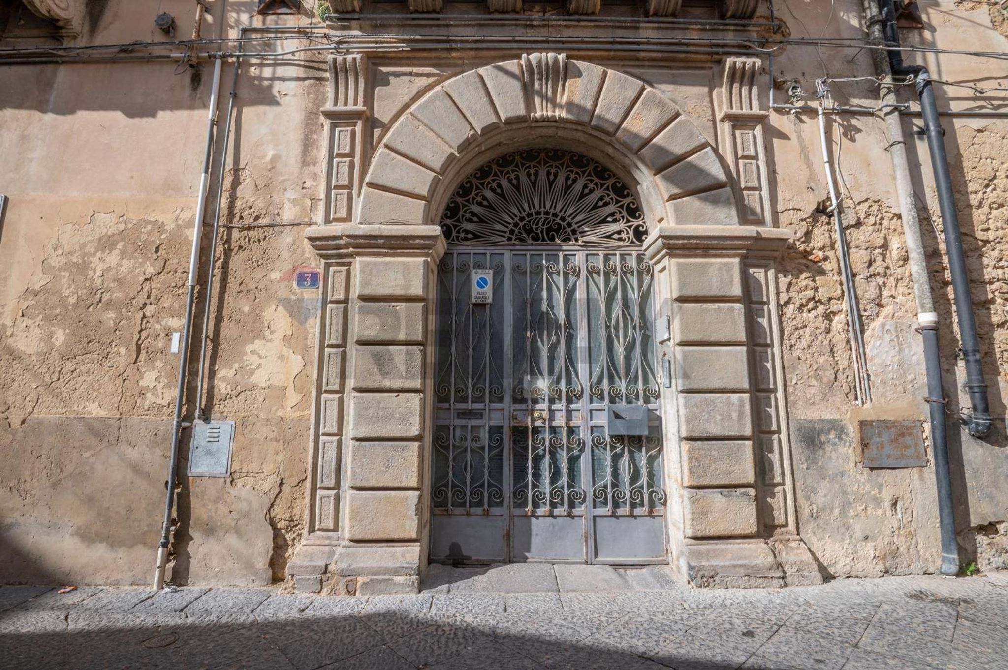 Edificio all'aperto
