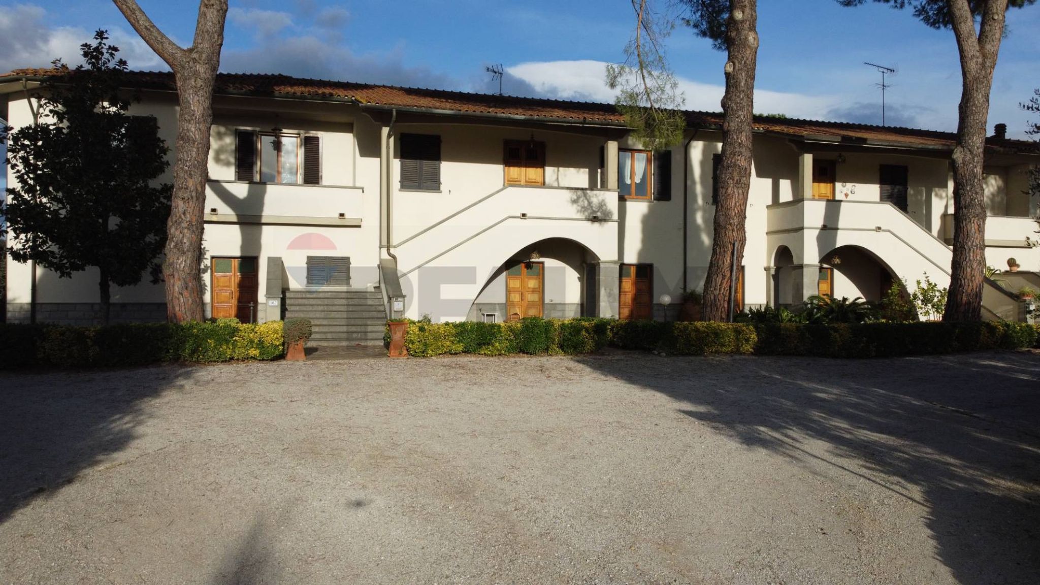 fronte esterno