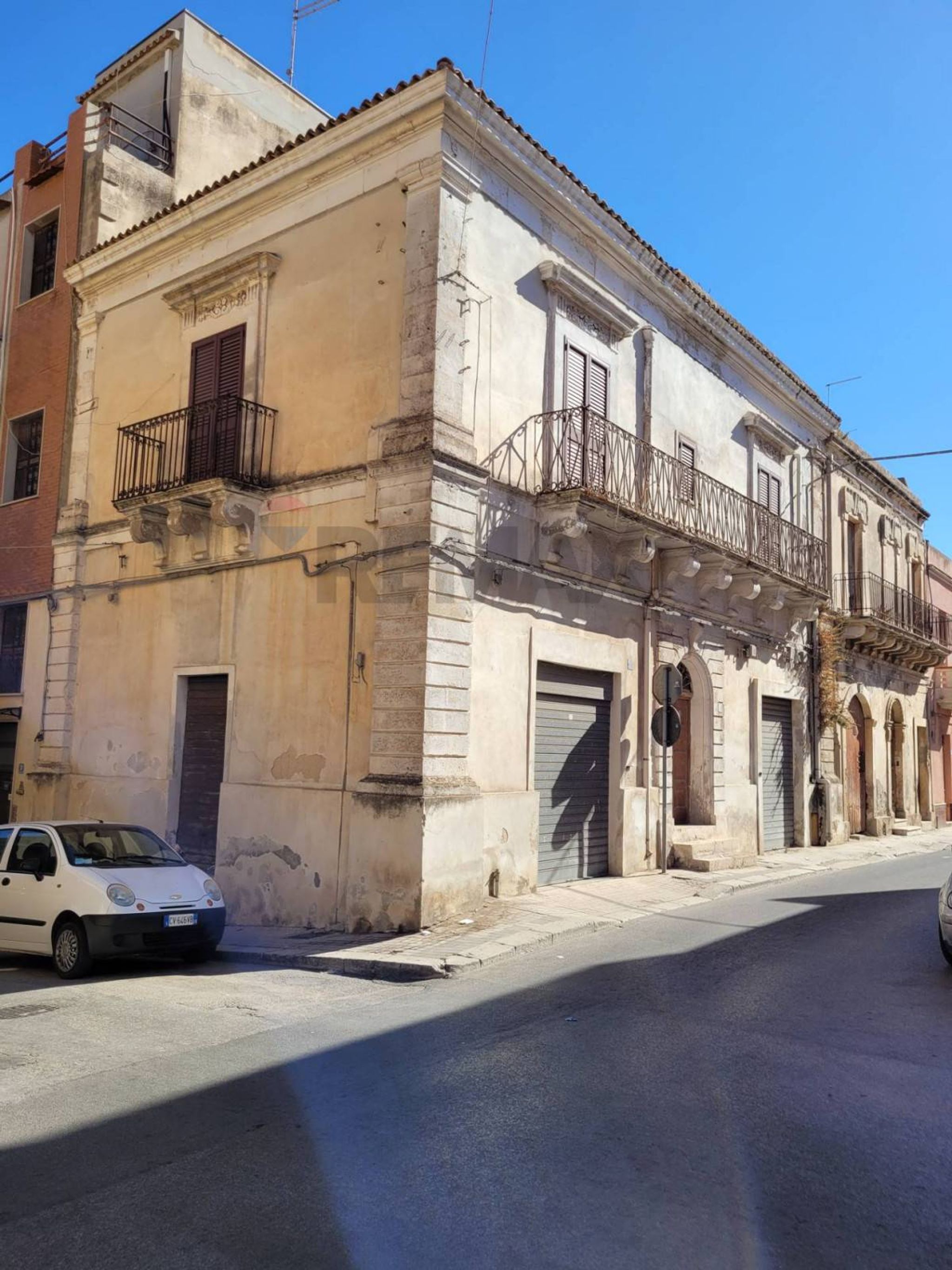 Edificio all'aperto