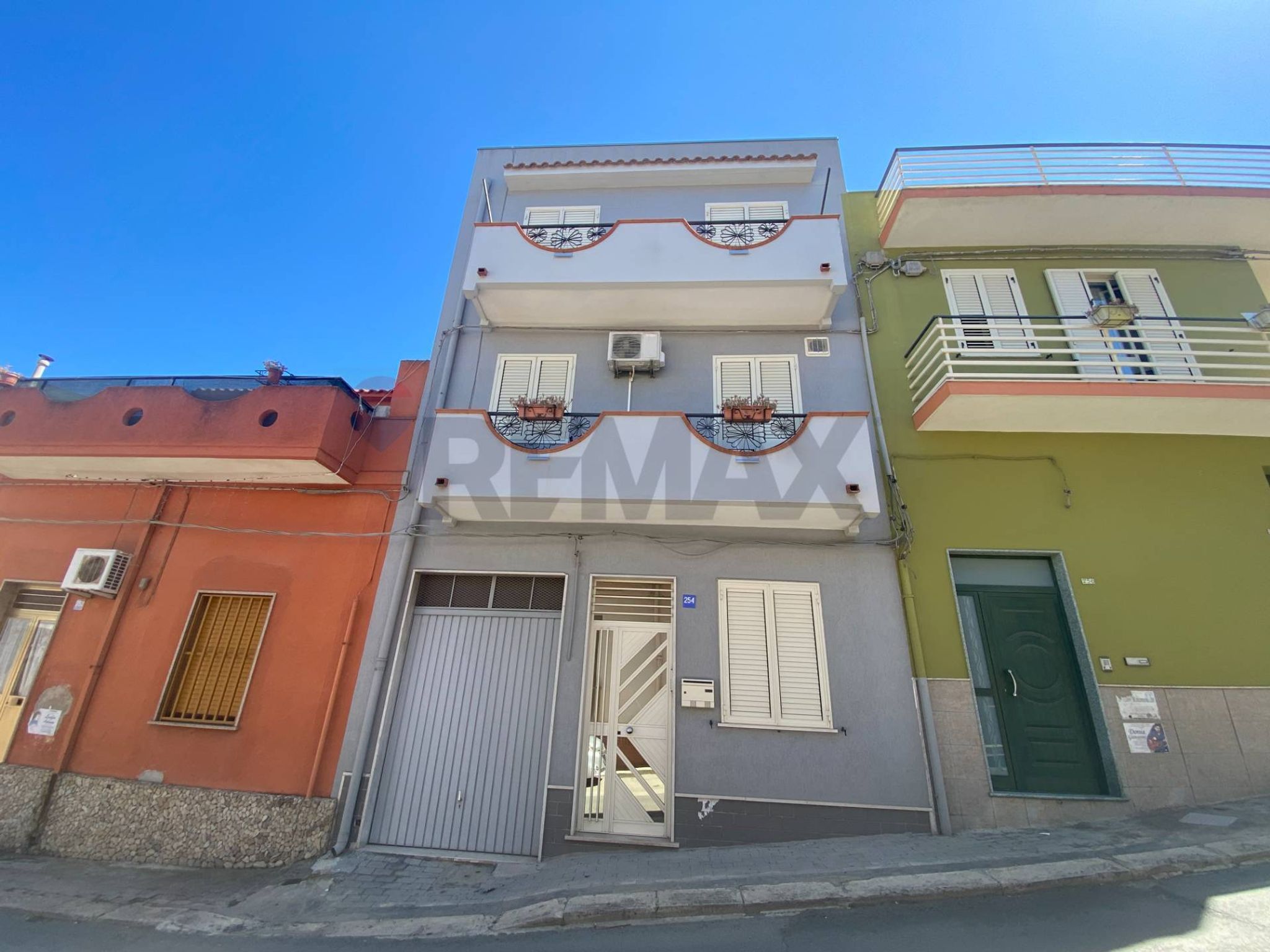 Edificio all'aperto