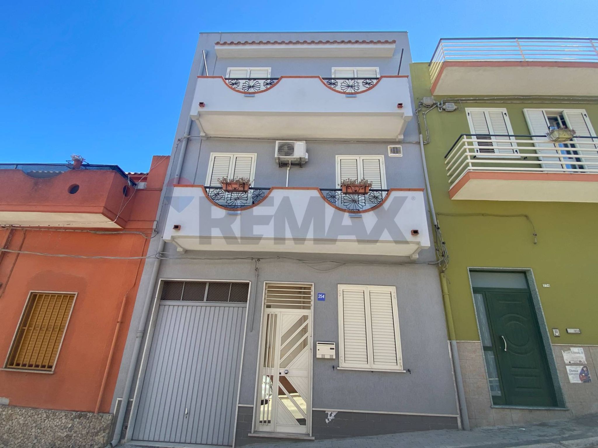 Edificio all'aperto