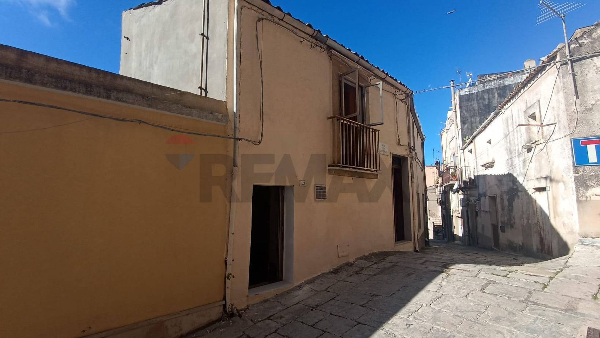 Edificio all'aperto