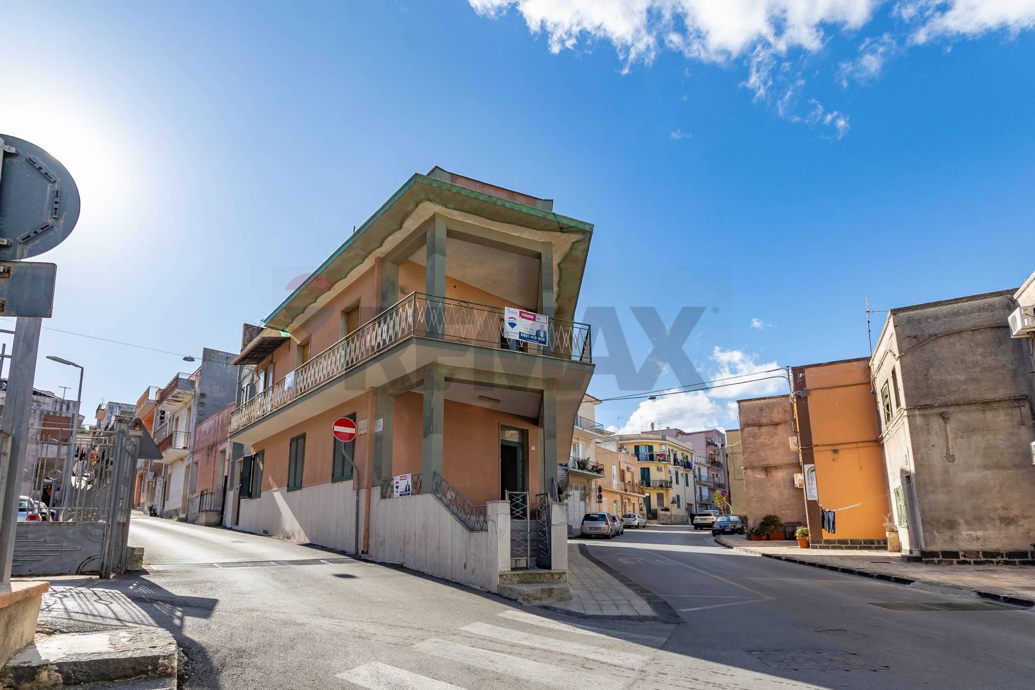 Edificio all'aperto