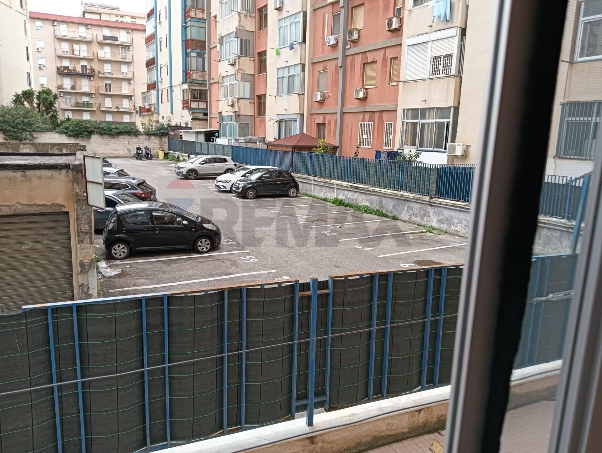 Edificio all'aperto