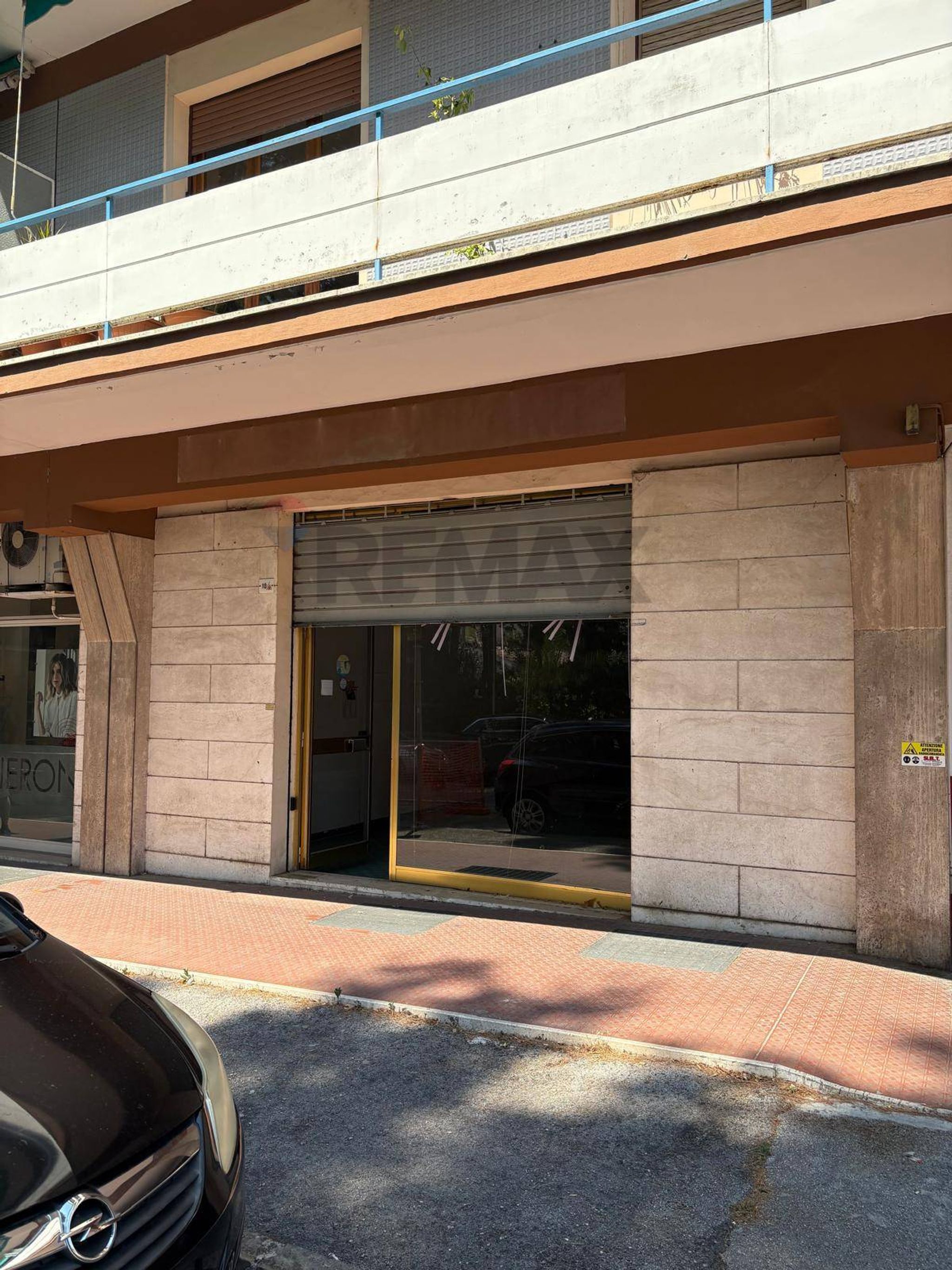 Edificio all'aperto