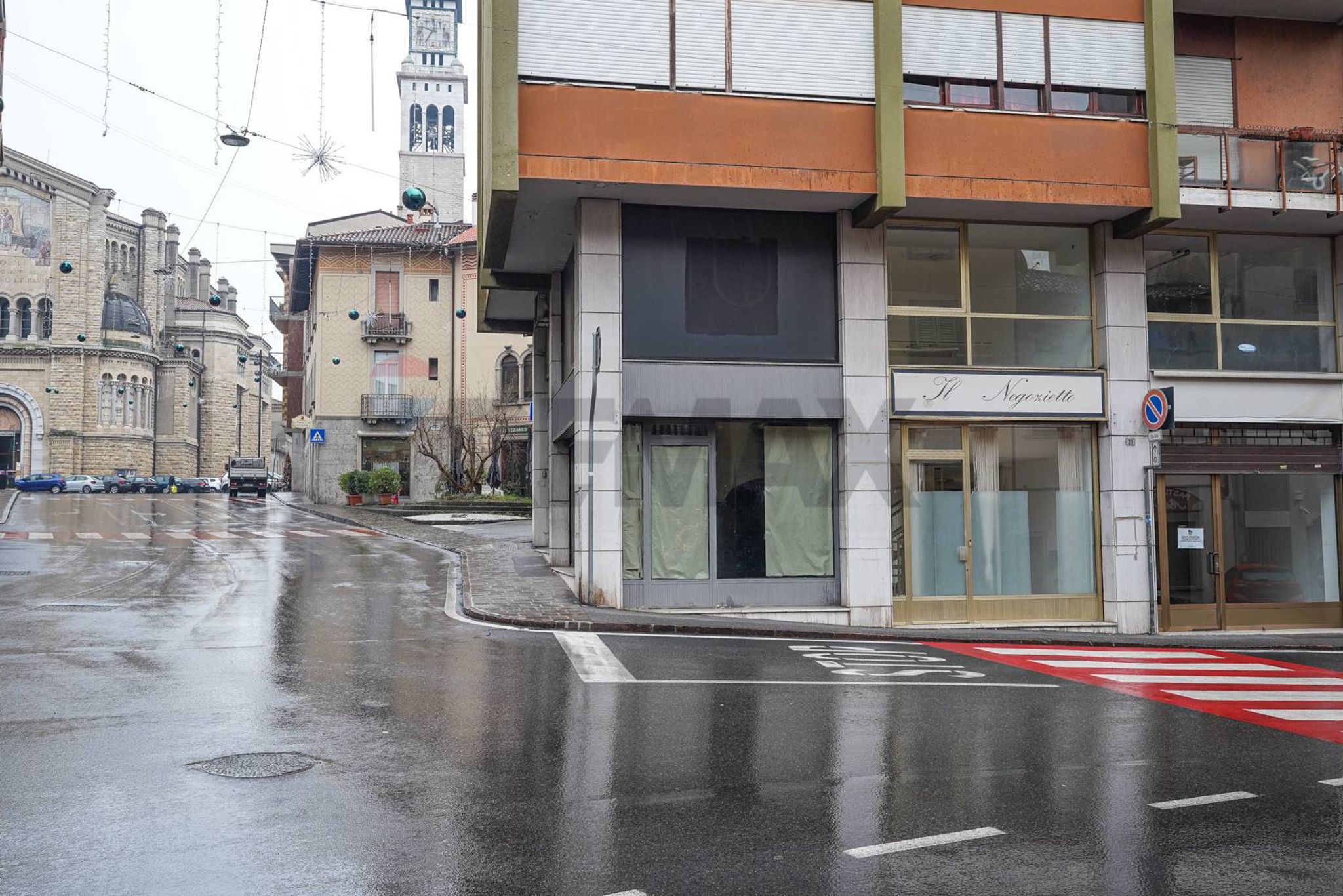 Edificio all'aperto