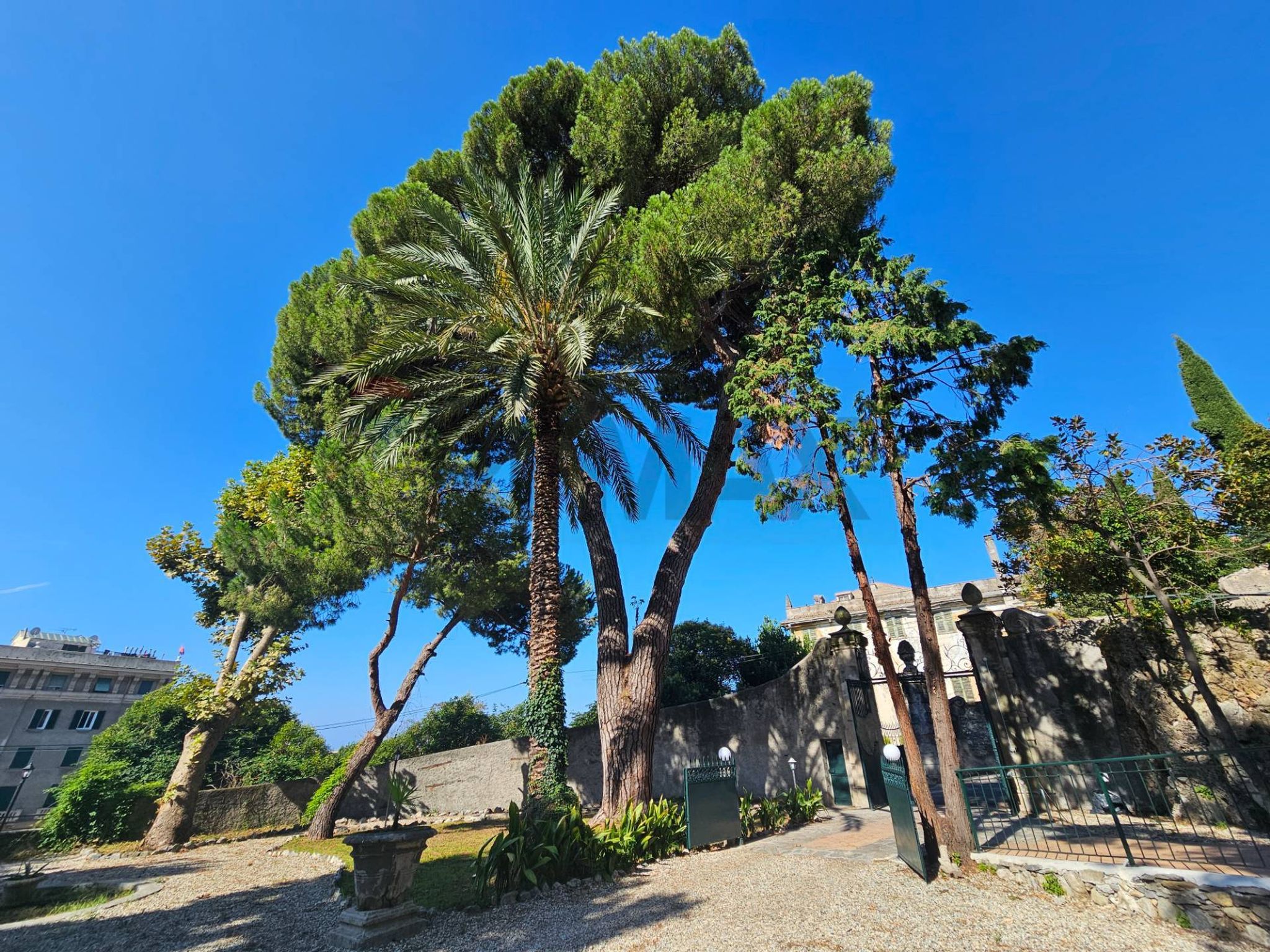 Edificio all'aperto