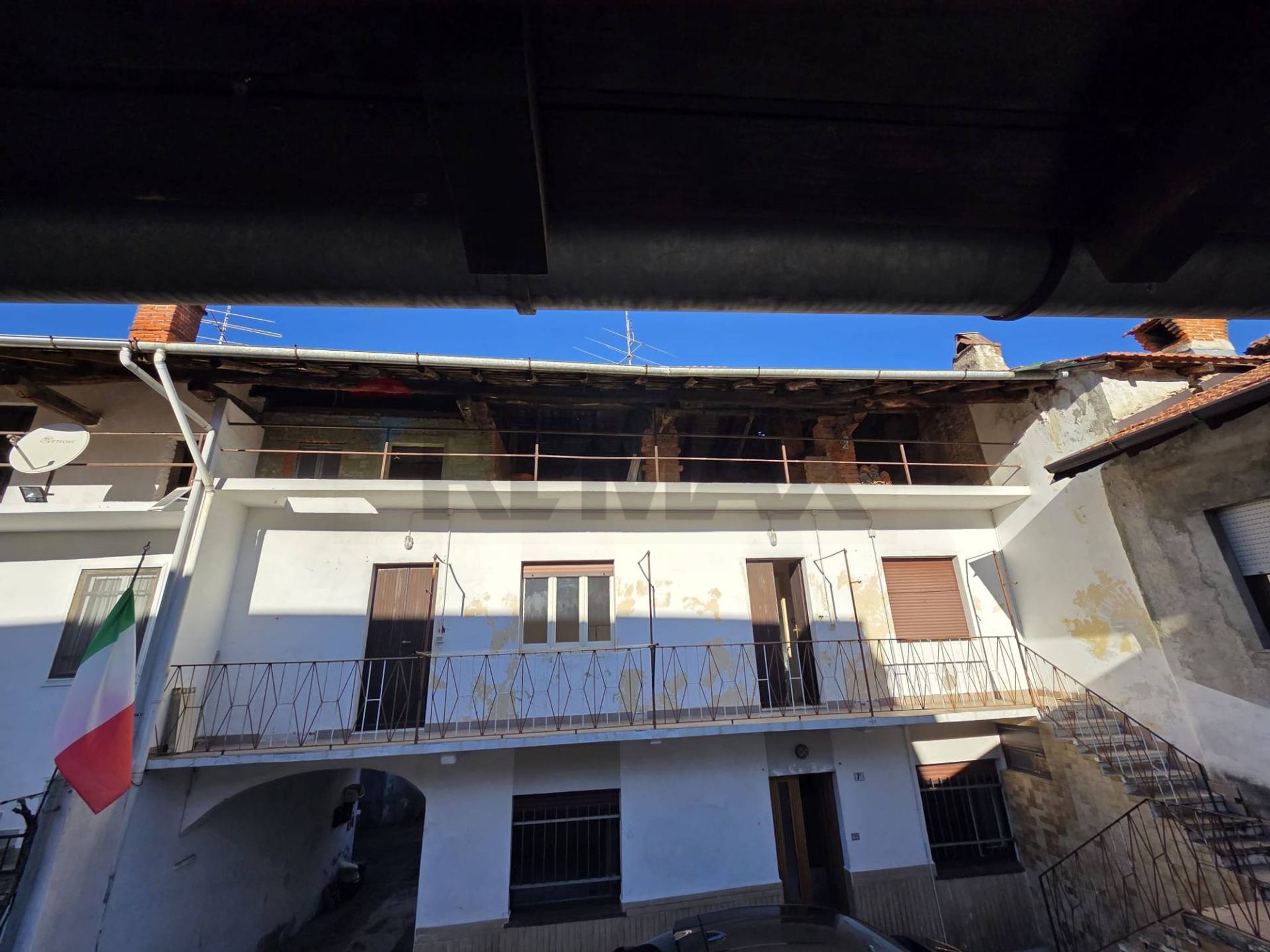 Edificio all'aperto
