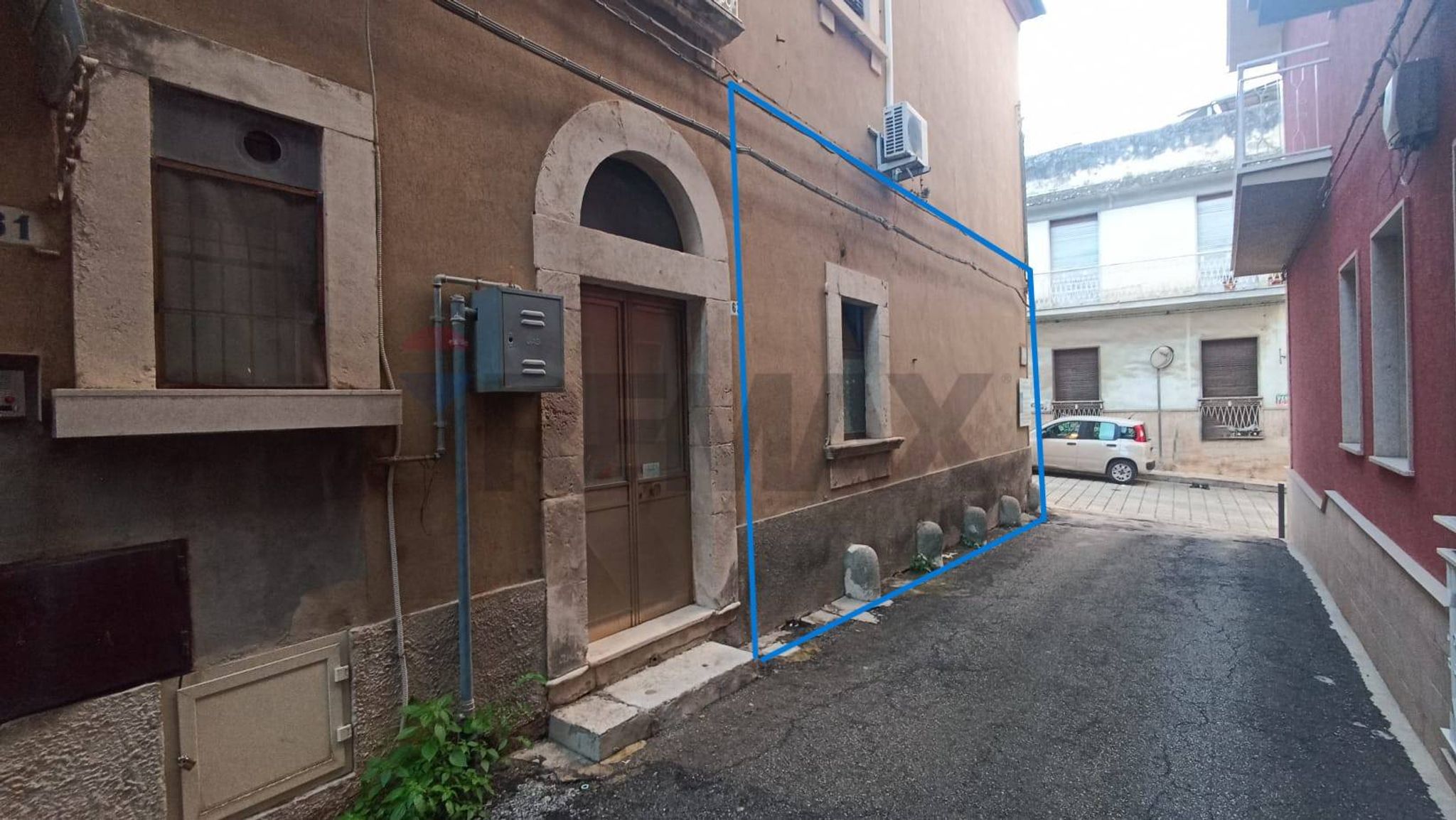 Edificio all'aperto