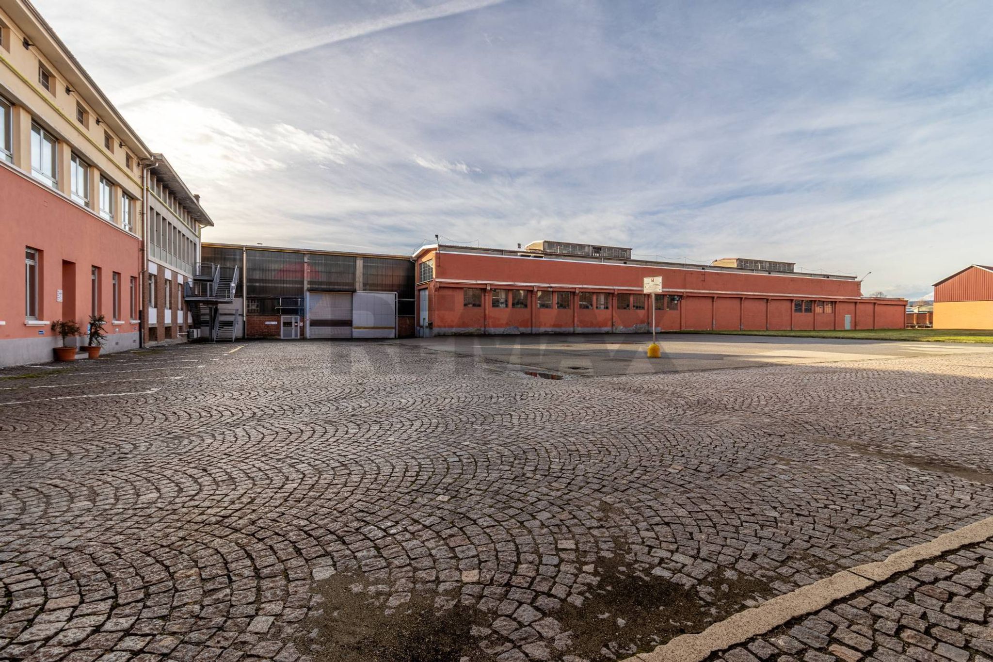 Edificio all'aperto