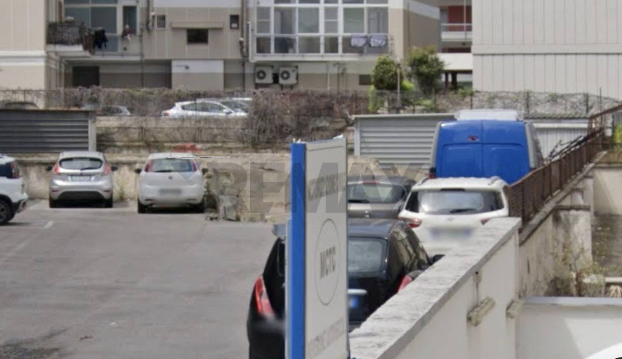 Edificio all'aperto