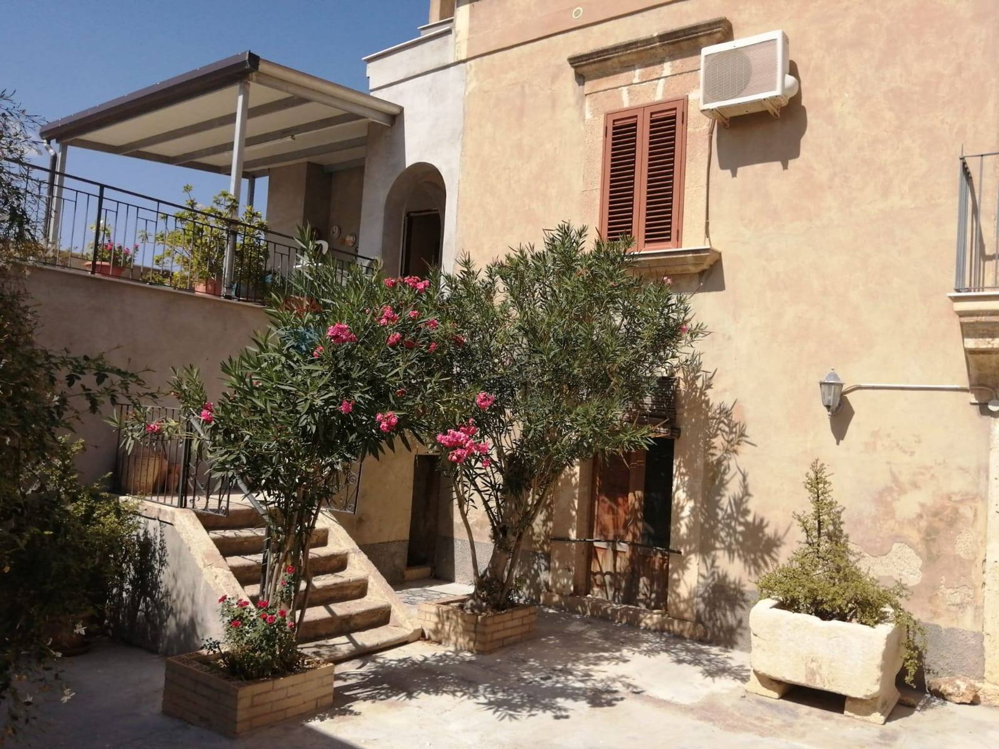 Casa all'aperto
