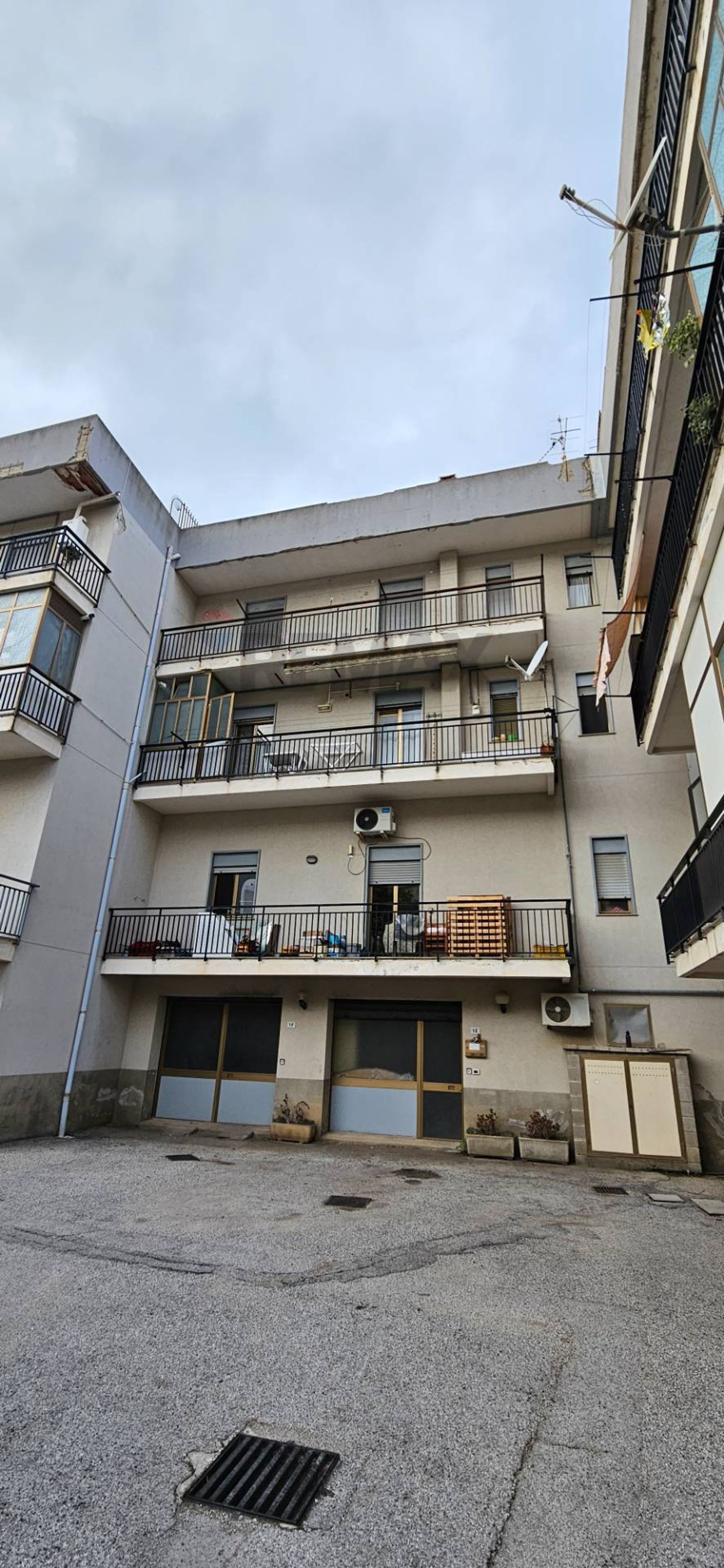 Edificio all'aperto