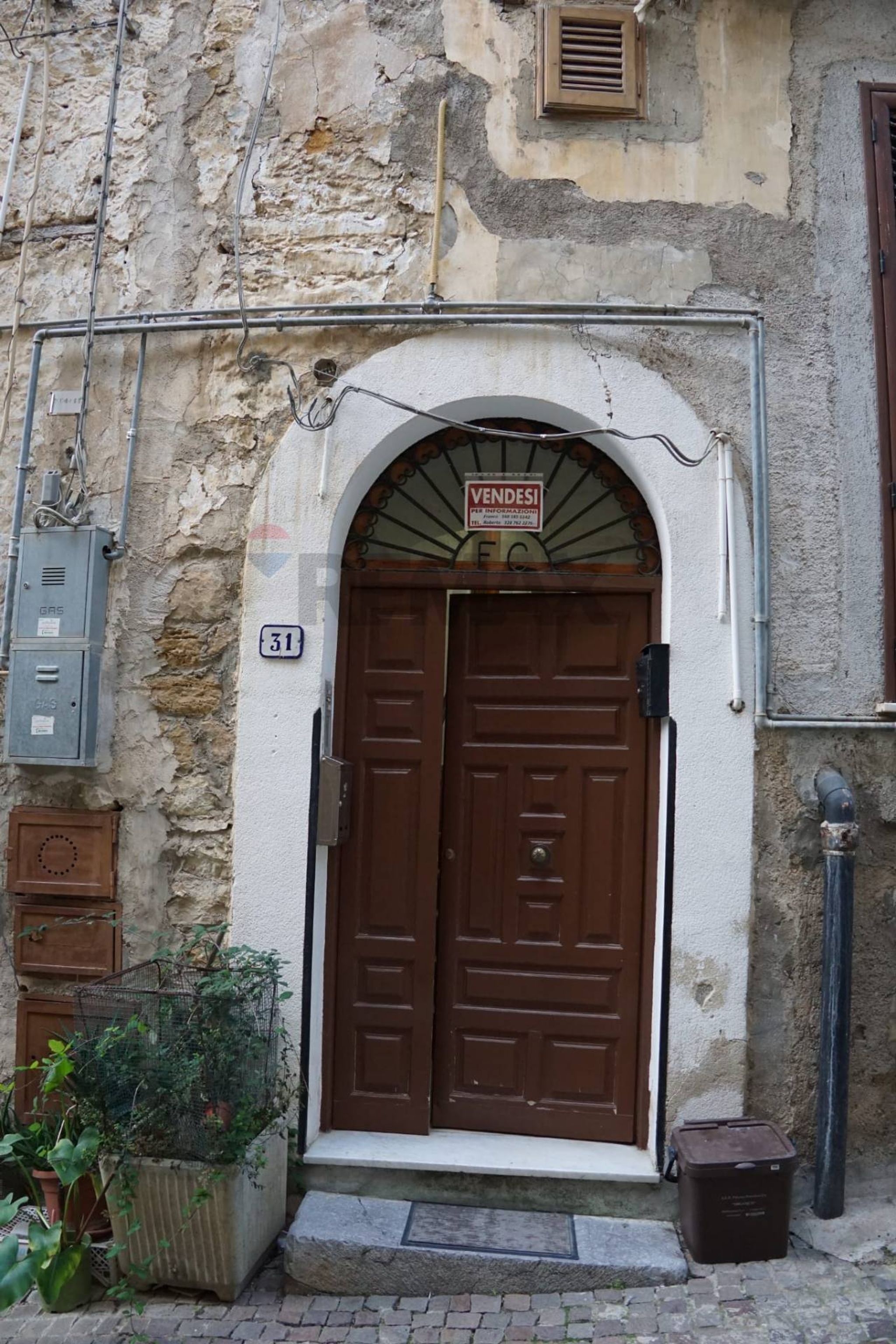 Edificio all'aperto