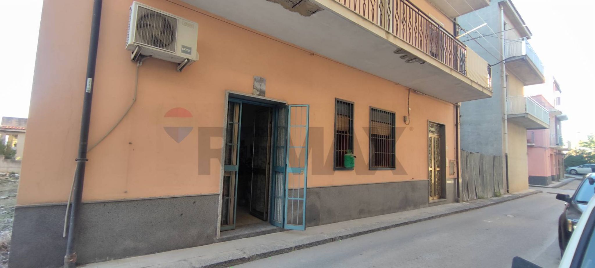 Edificio all'aperto