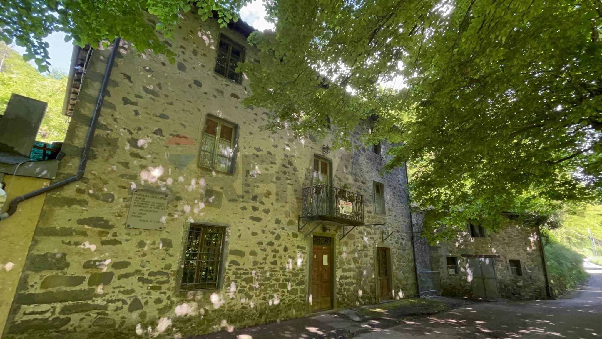 Property in Barga