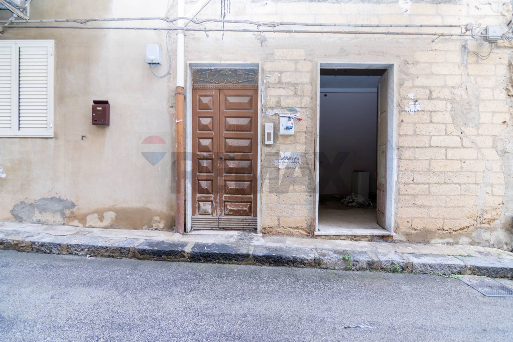 Edificio all'aperto