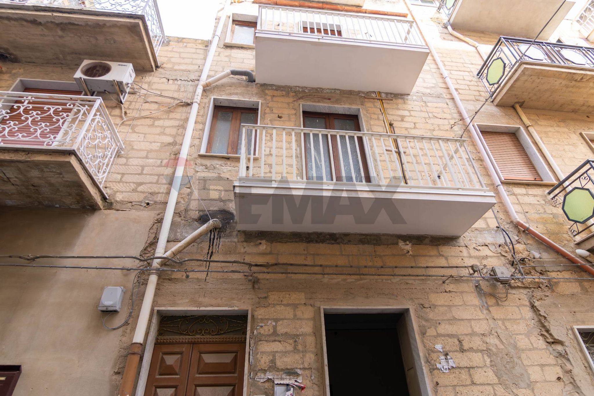 Edificio all'aperto