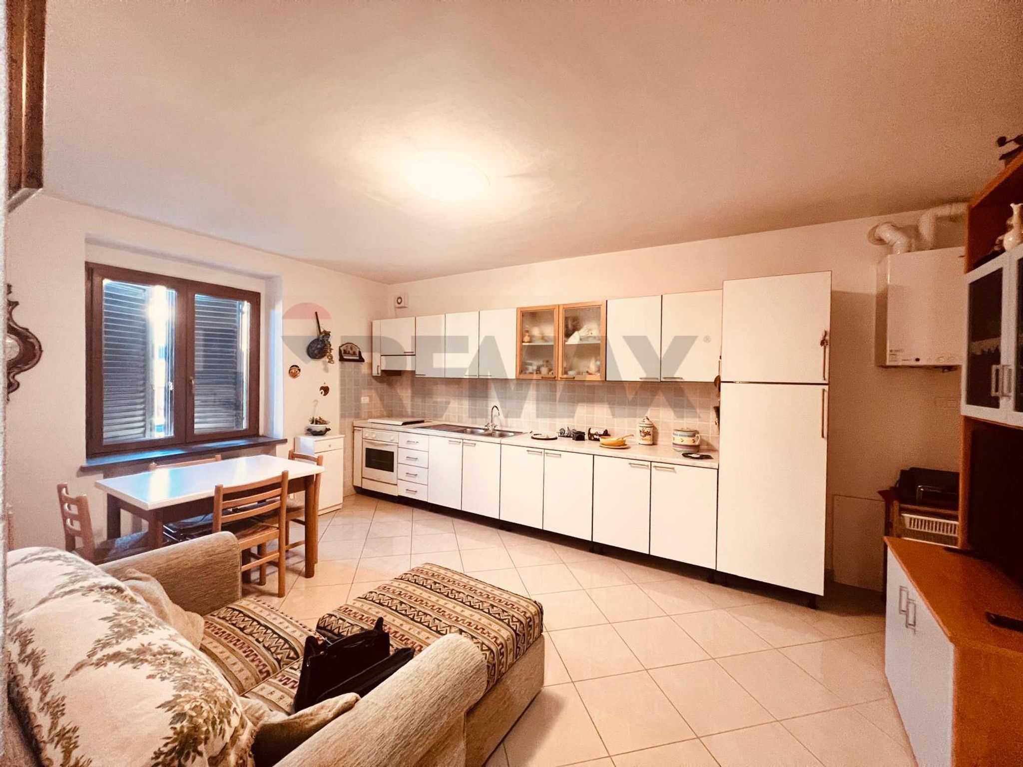 Property in Castellina Marittima