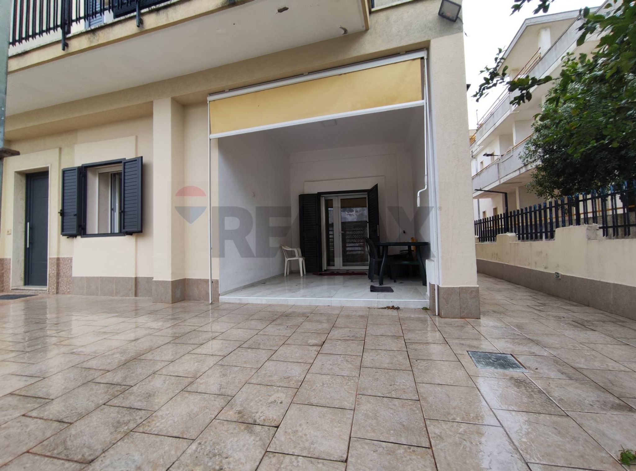 Edificio all'aperto