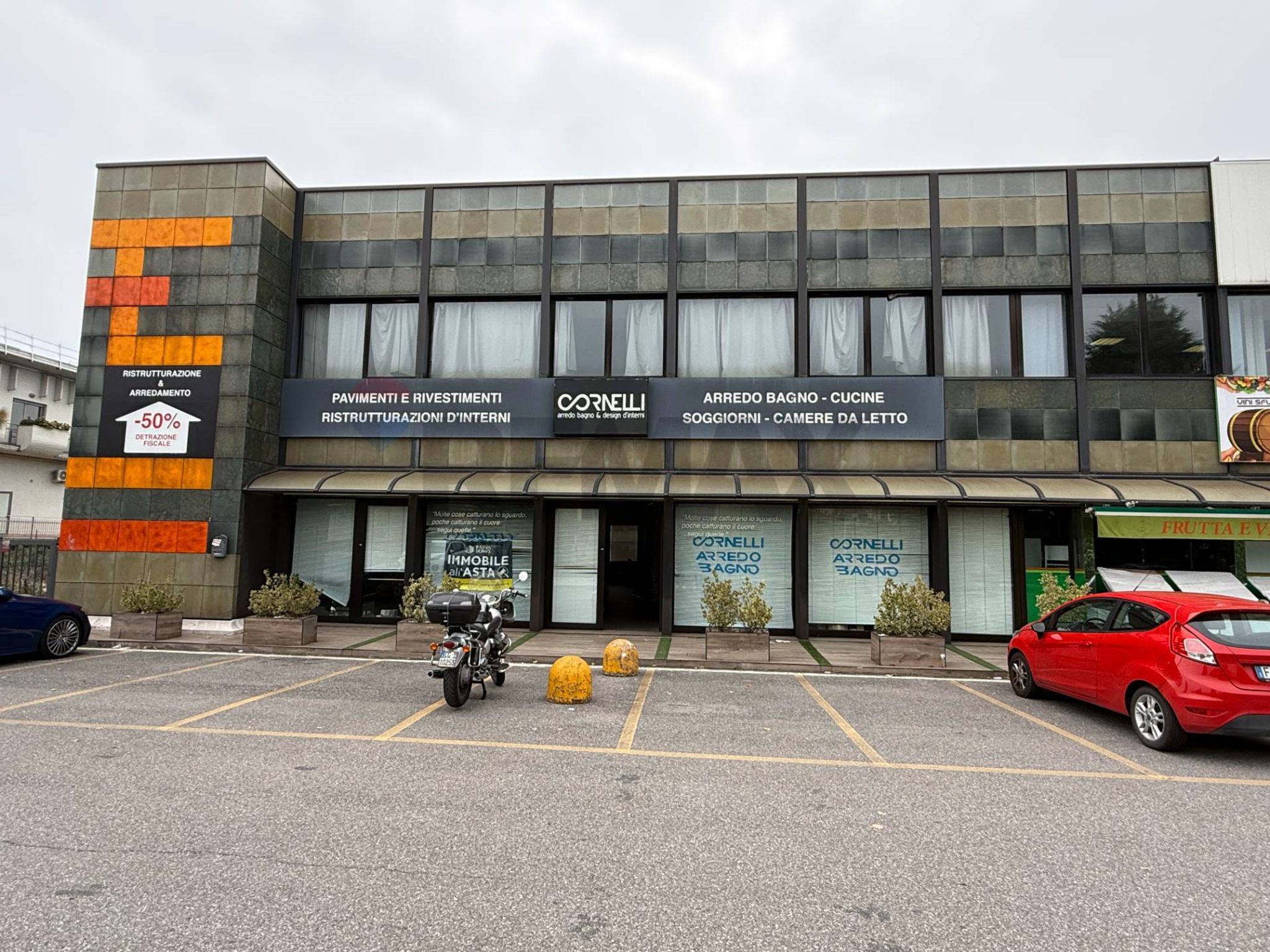 Edificio all'aperto