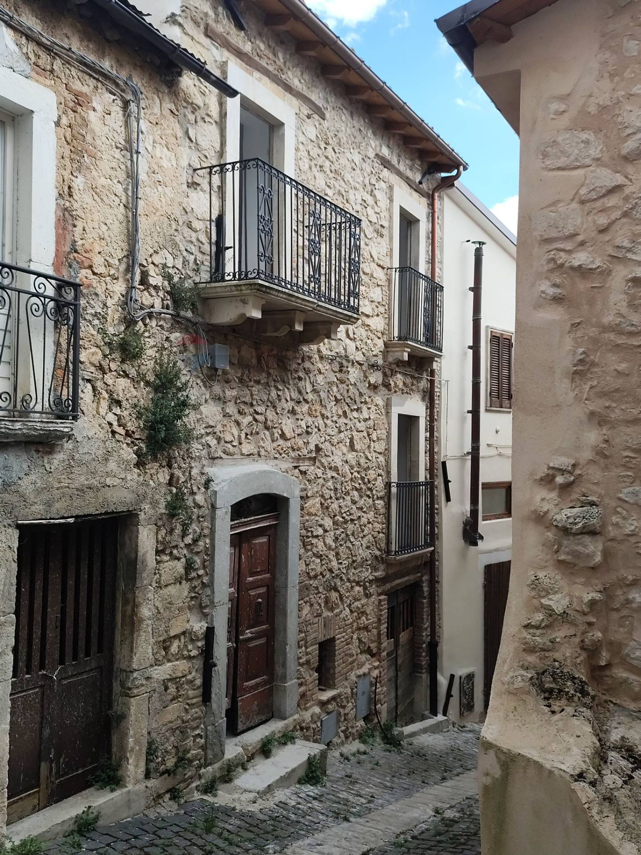 Immobile a Villa Santa Lucia degli Abruzzi