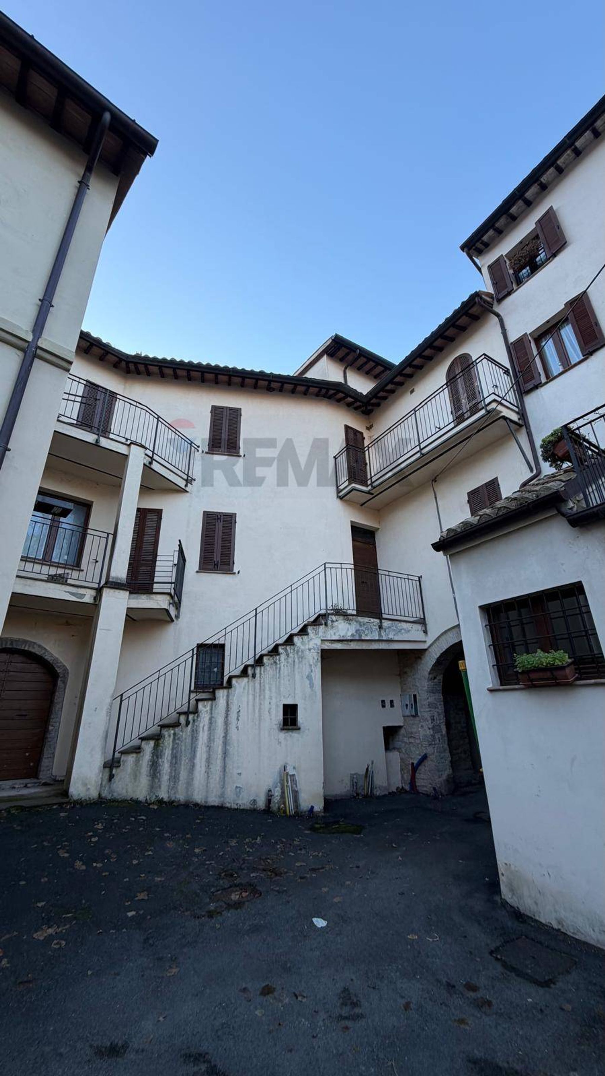 Edificio all'aperto
